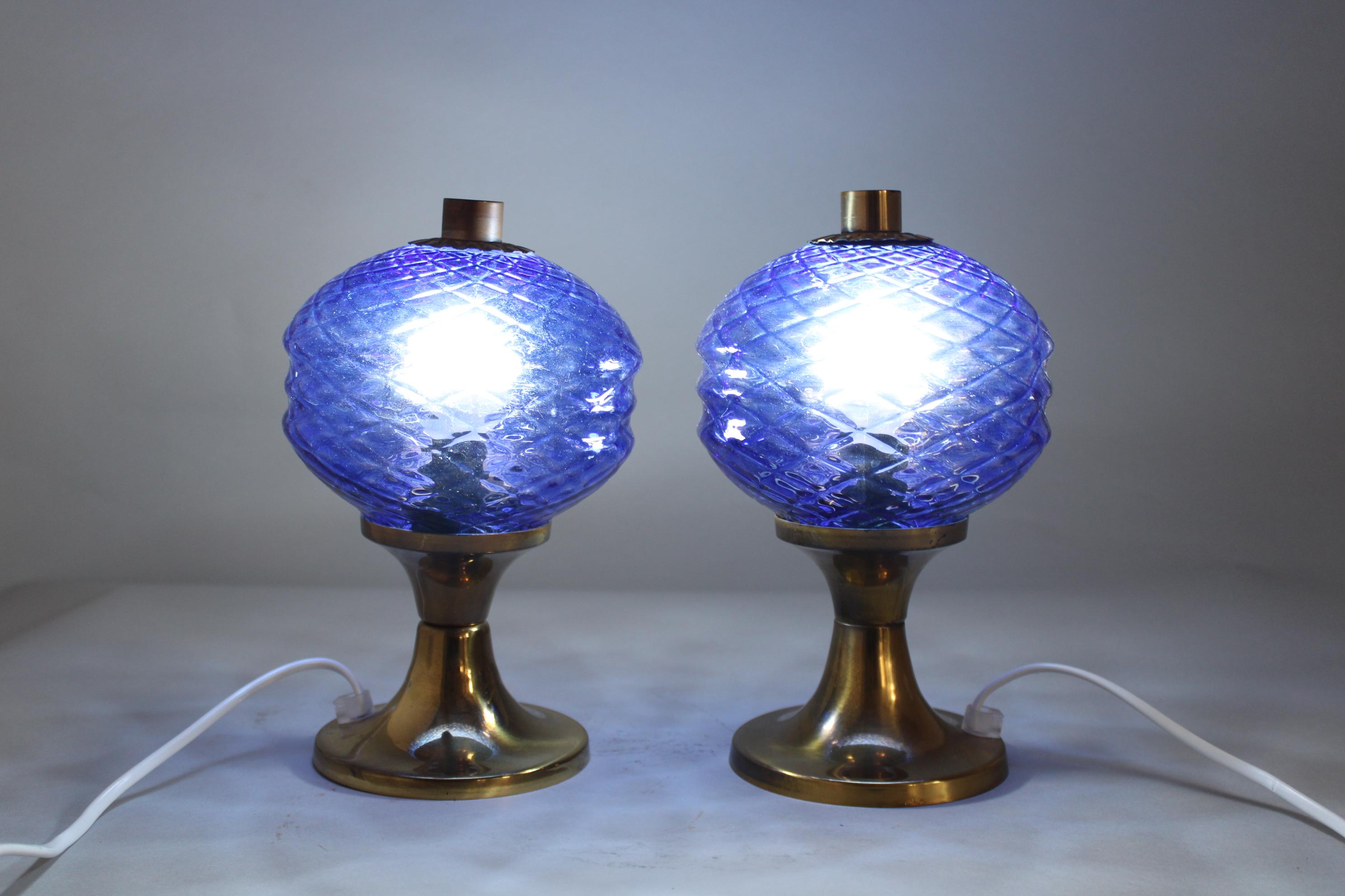 1970s Pair of Brass and Glass Table Lamps , Czechoslovakia For Sale 8