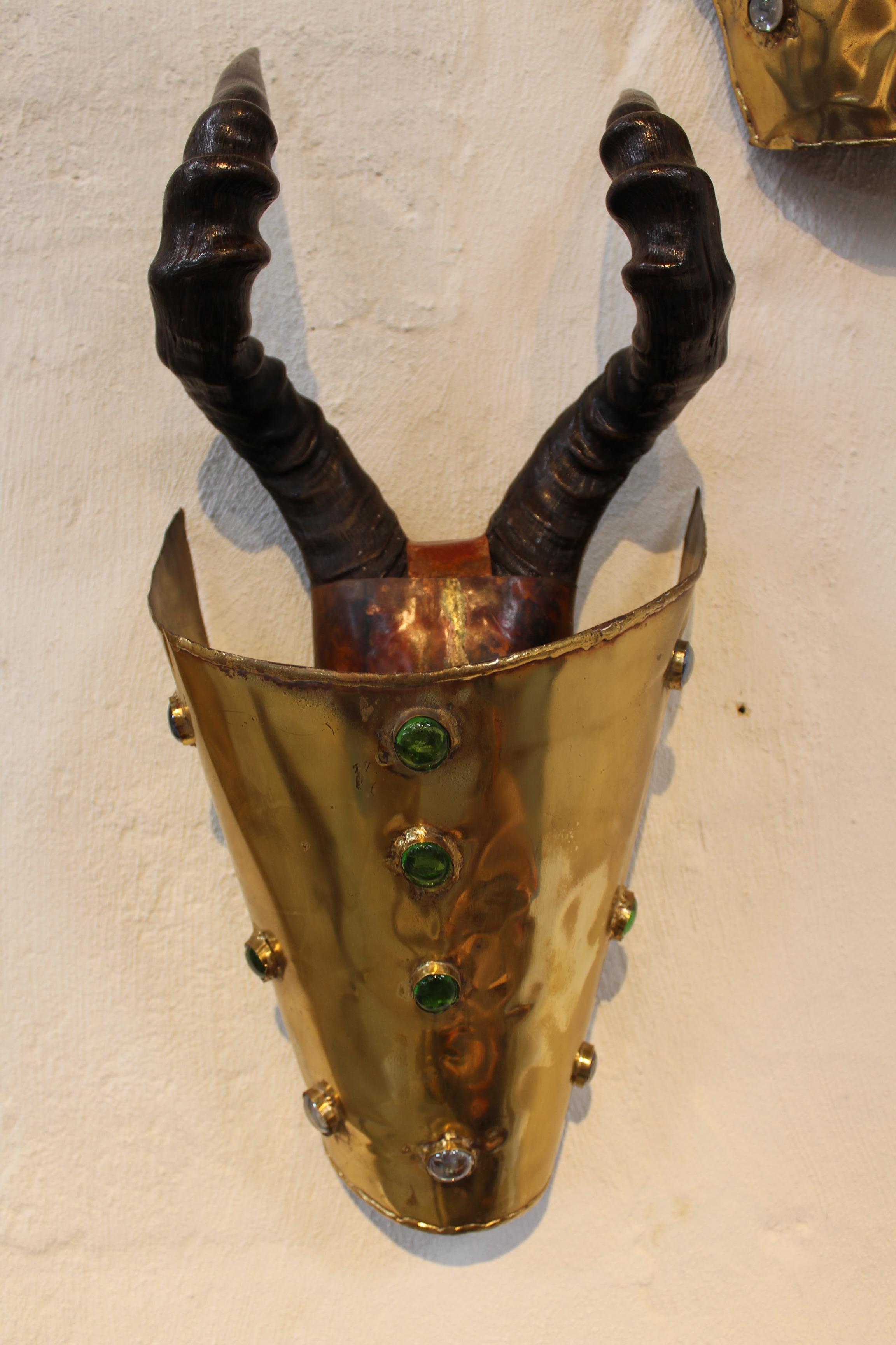 1970s Pair of Brass Wall Lamps with Horns and Stained Glass Inlays In Good Condition In Marbella, ES