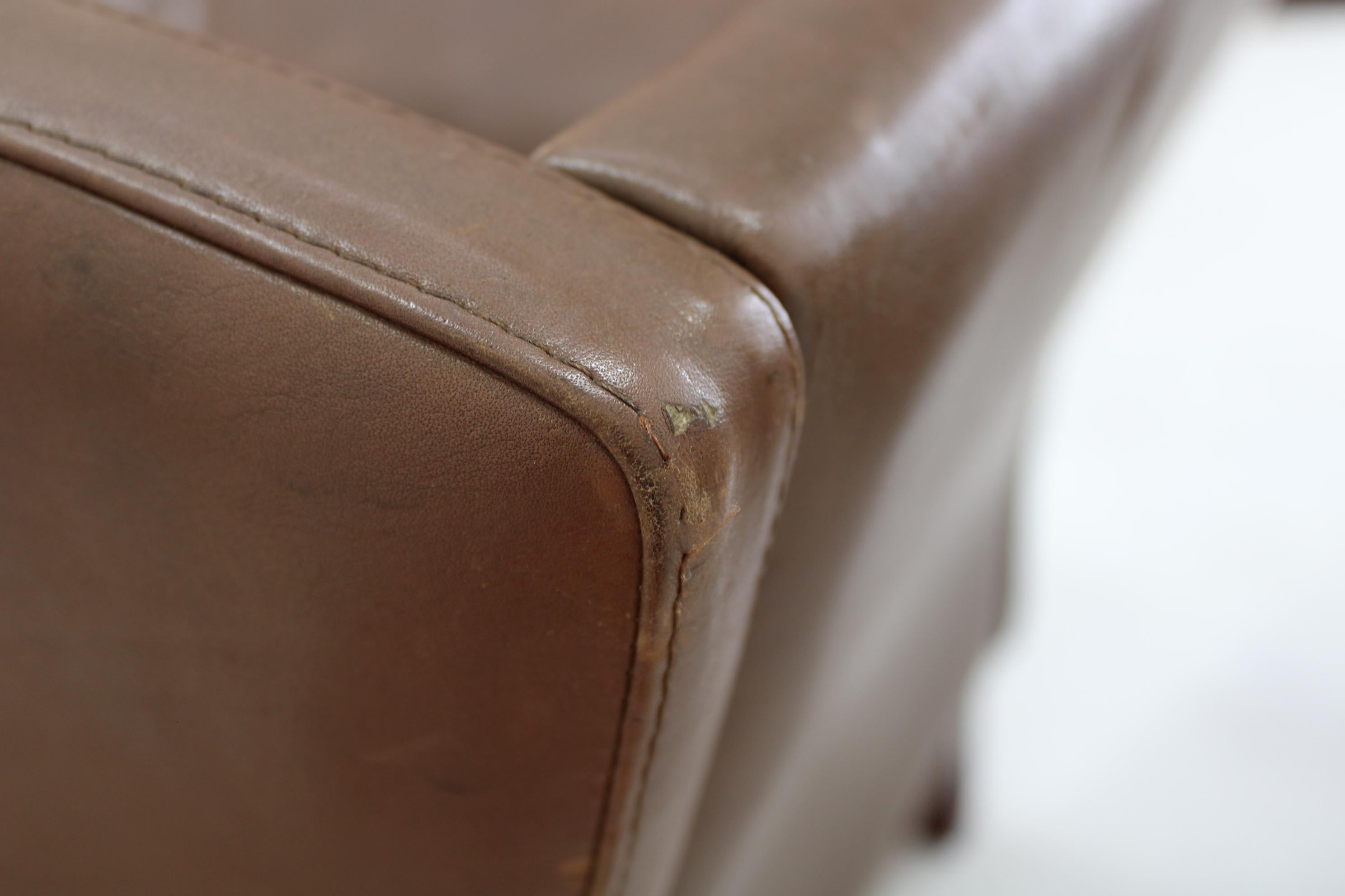 1970s Pair of Brown Leather Armchairs, Denmark For Sale 9