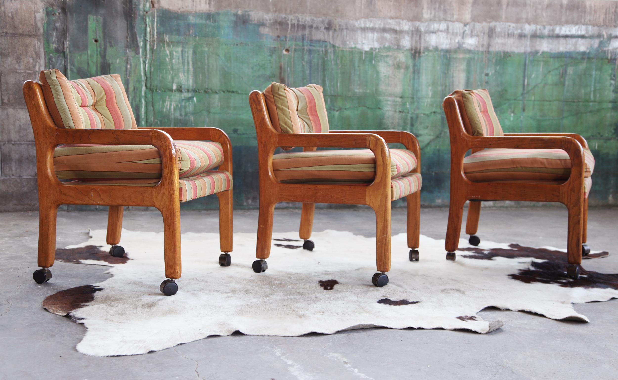 Pareja de sillones de salón Brutalistas de mediados de siglo, de los años 70 - 2 piezas en venta 5