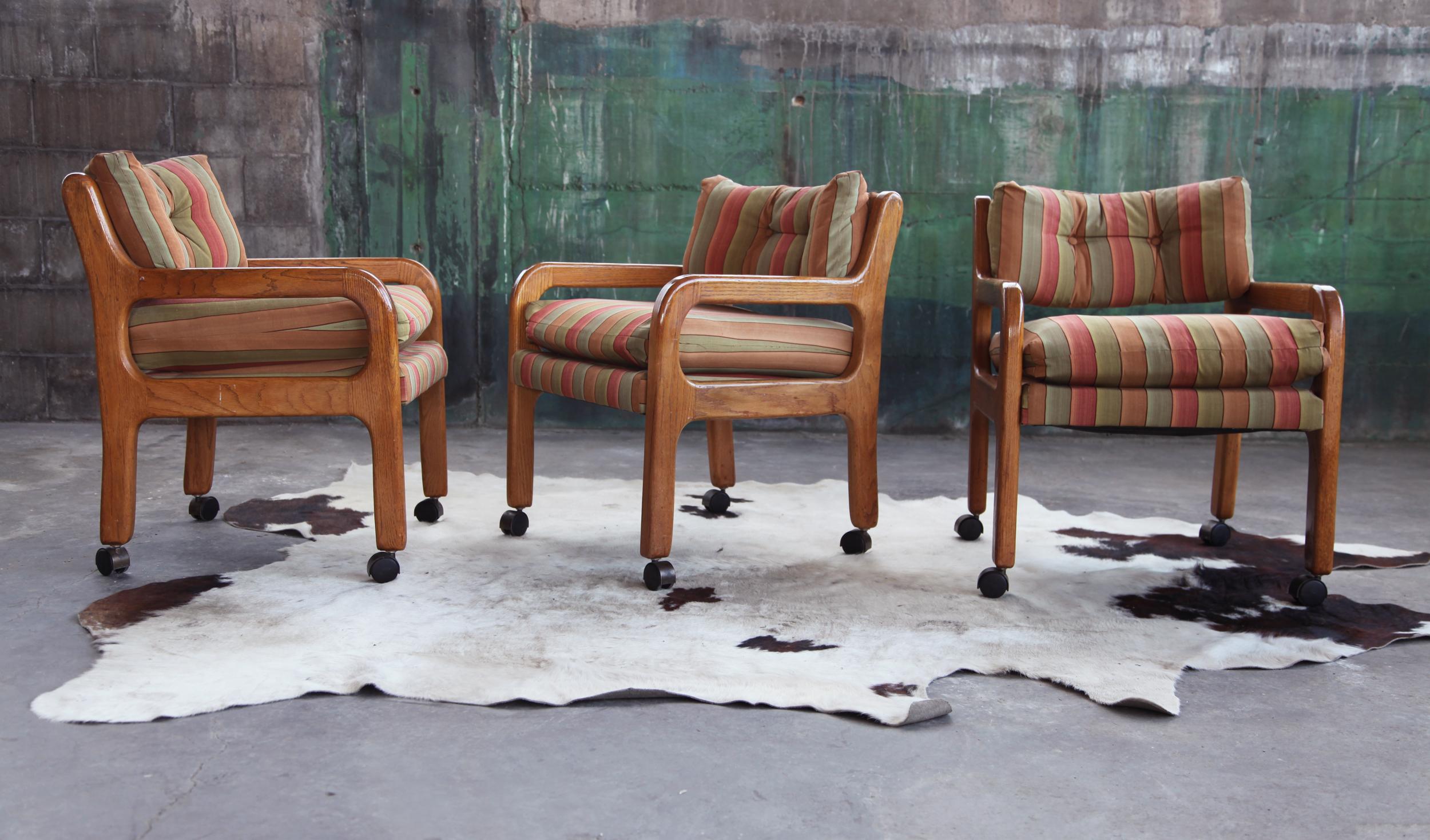 Pareja de sillones de salón Brutalistas de mediados de siglo, de los años 70 - 2 piezas Estadounidense en venta