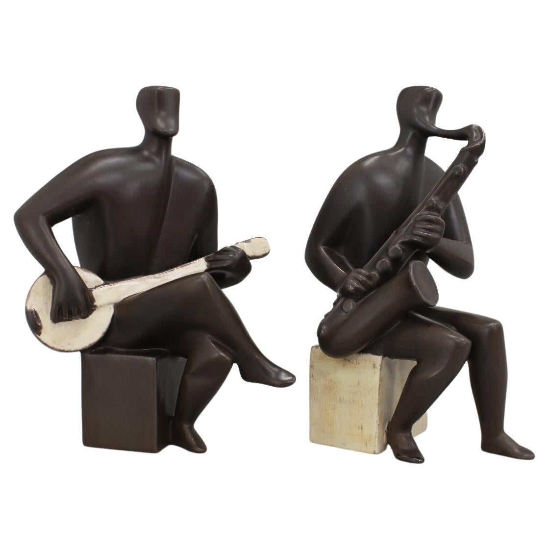 1970s Pair of Ceramic Figurines of Musicians, Czechoslovakia For Sale