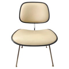 1970s Pair of Charles and Ray Eames for Herman Miller DCMU chairs