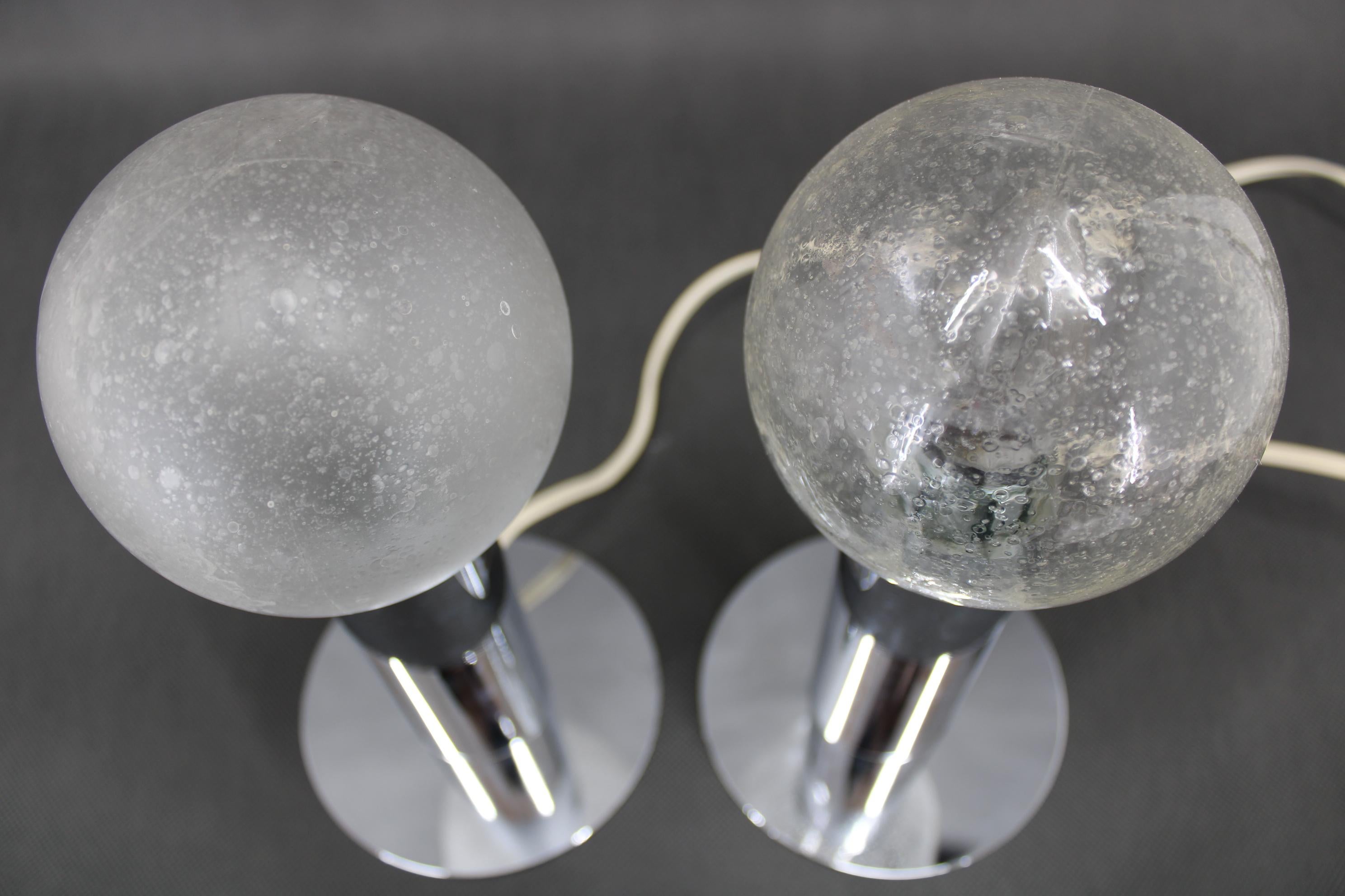 Italian 1970s Pair of Chrome Plated Lamps, Italy For Sale