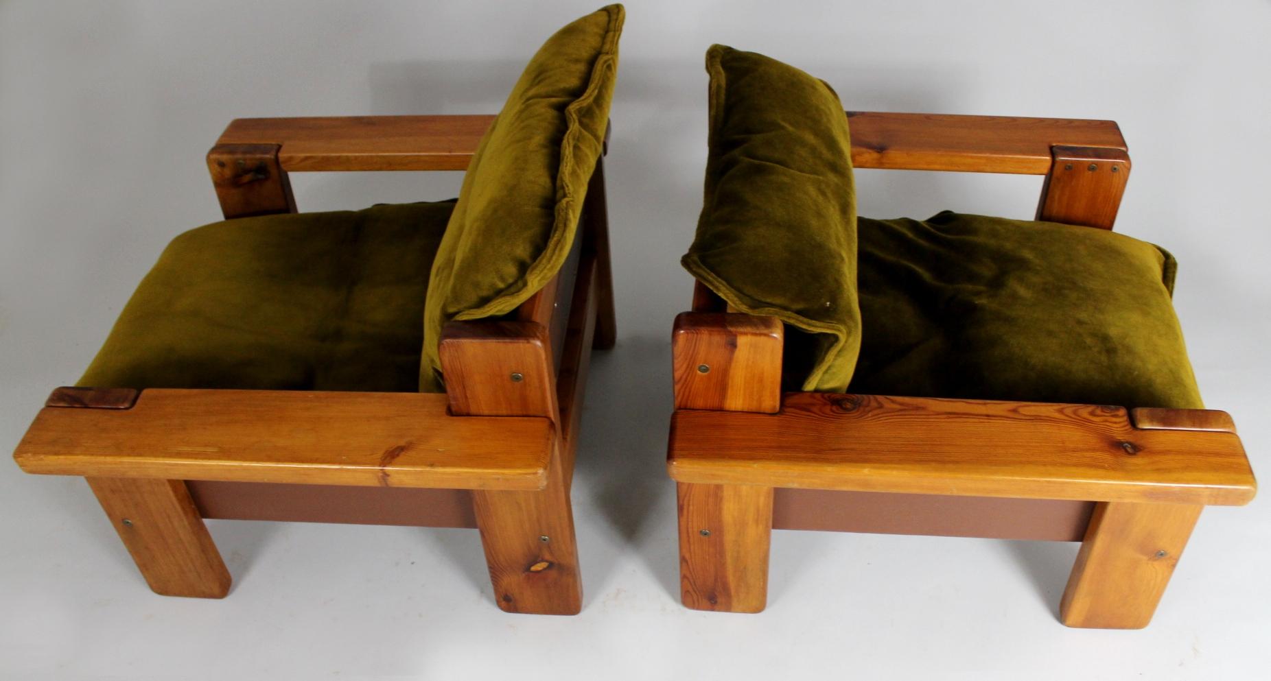 1970s Pair of Club Chairs, Czech Republic In Good Condition For Sale In Cimelice, Czech republic