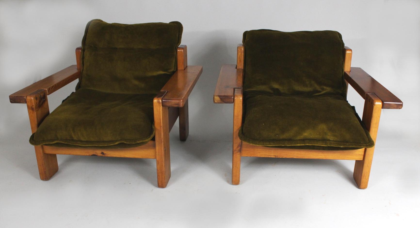 20th Century 1970s Pair of Club Chairs, Czech Republic For Sale