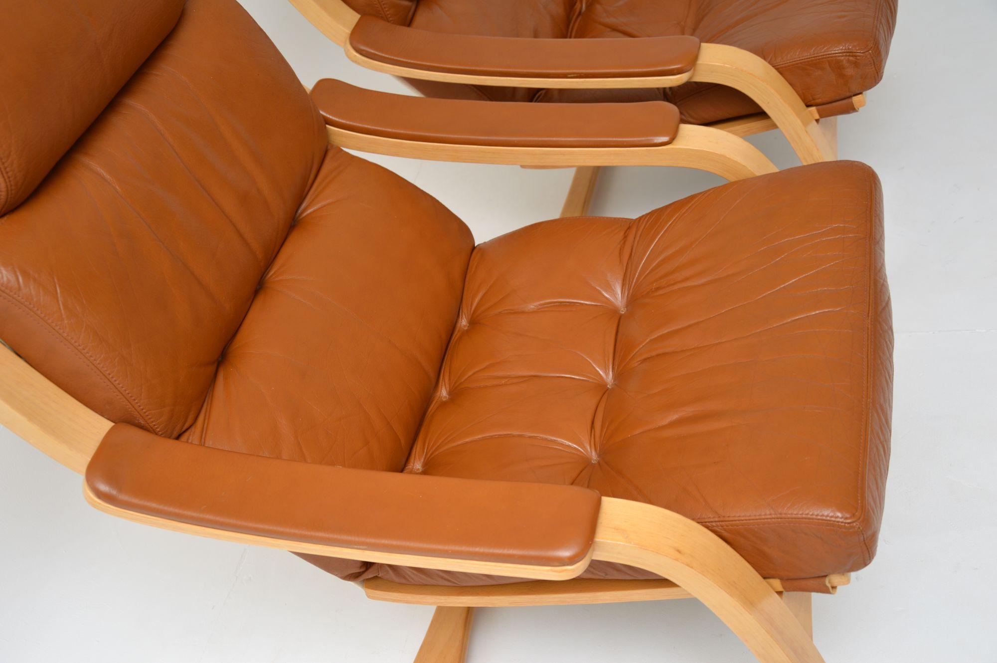 1970's Pair of Danish Leather Bentwood Armchairs 2