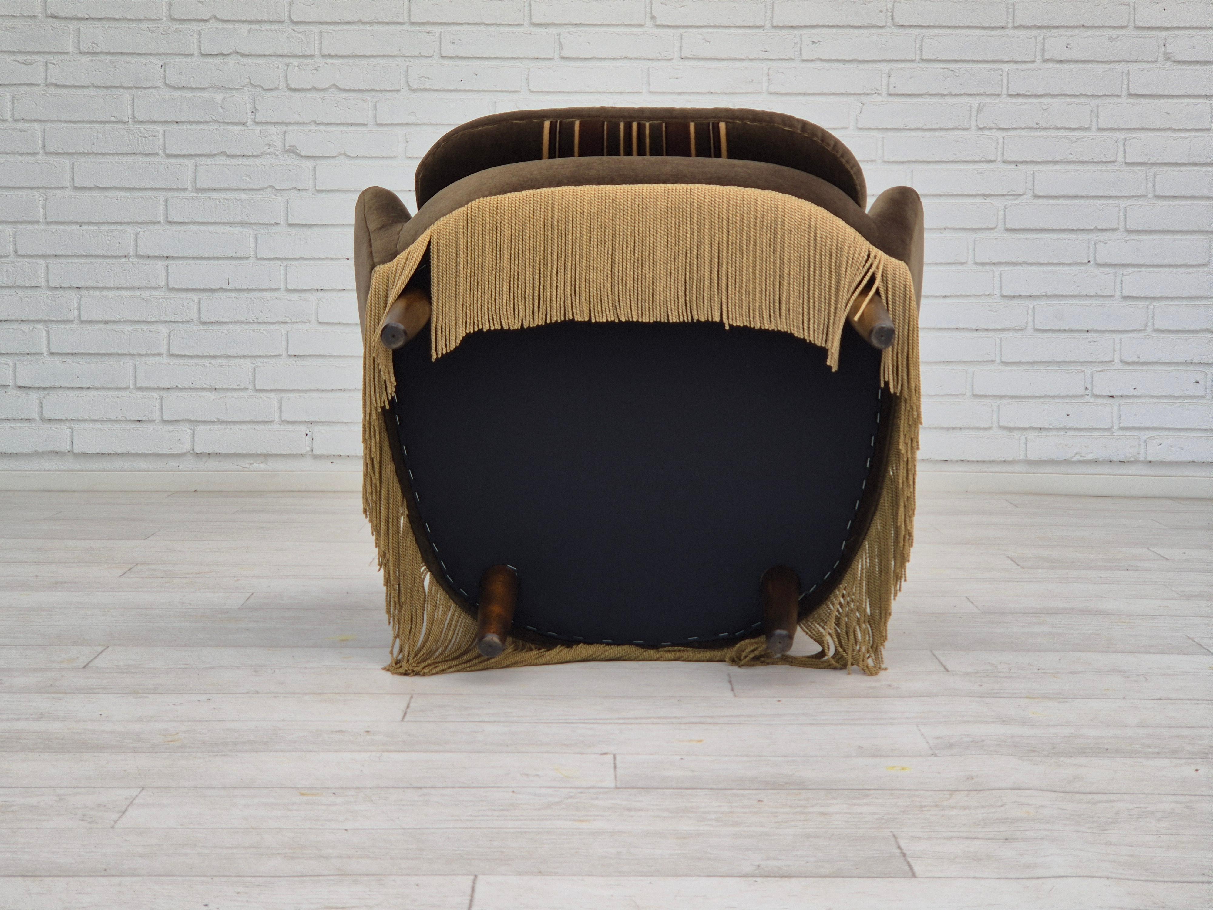 1970s, pair of Danish lounge chairs, original condition, green furniture velour. 6