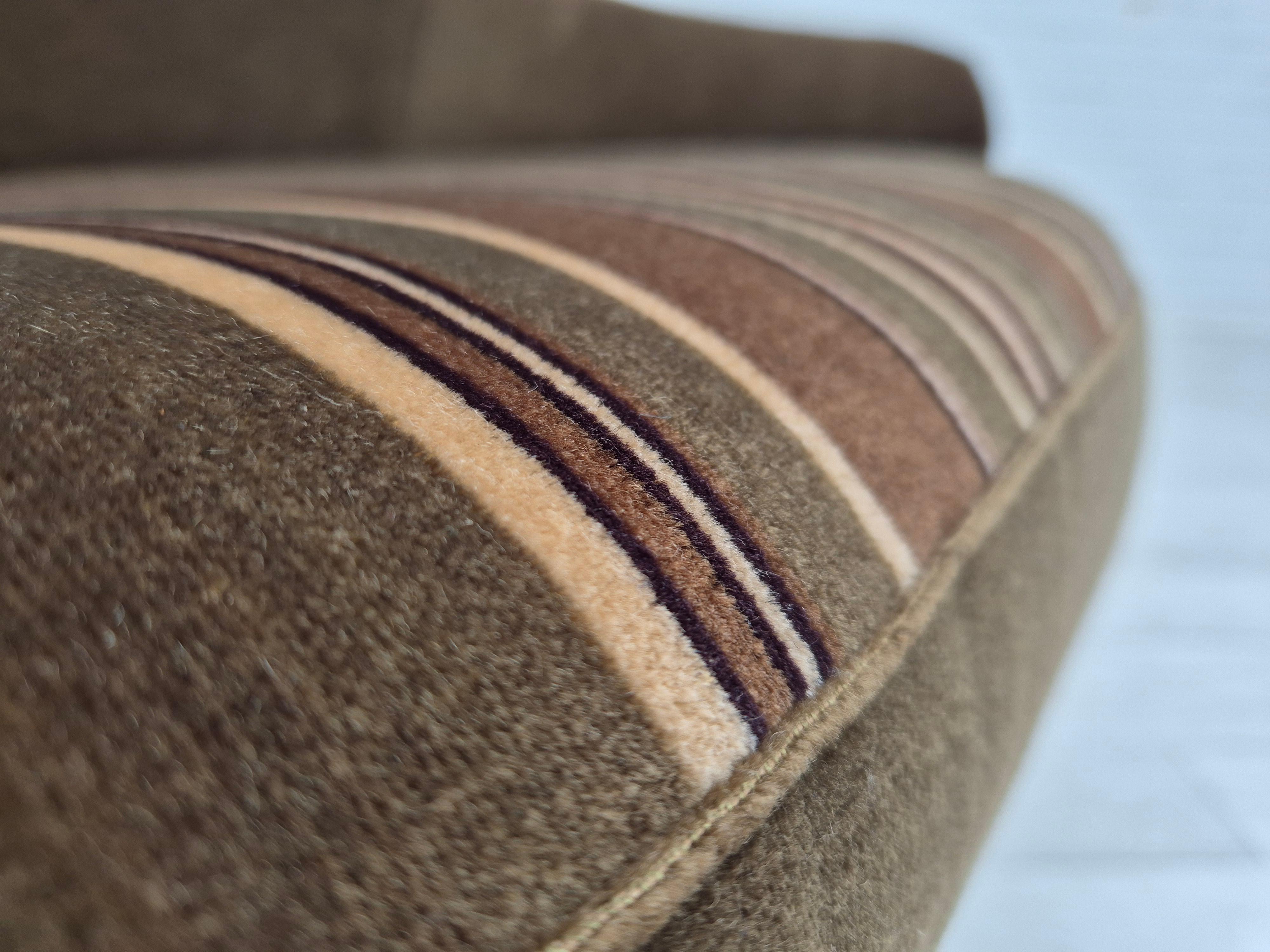 Late 20th Century 1970s, pair of Danish lounge chairs, original condition, green furniture velour.