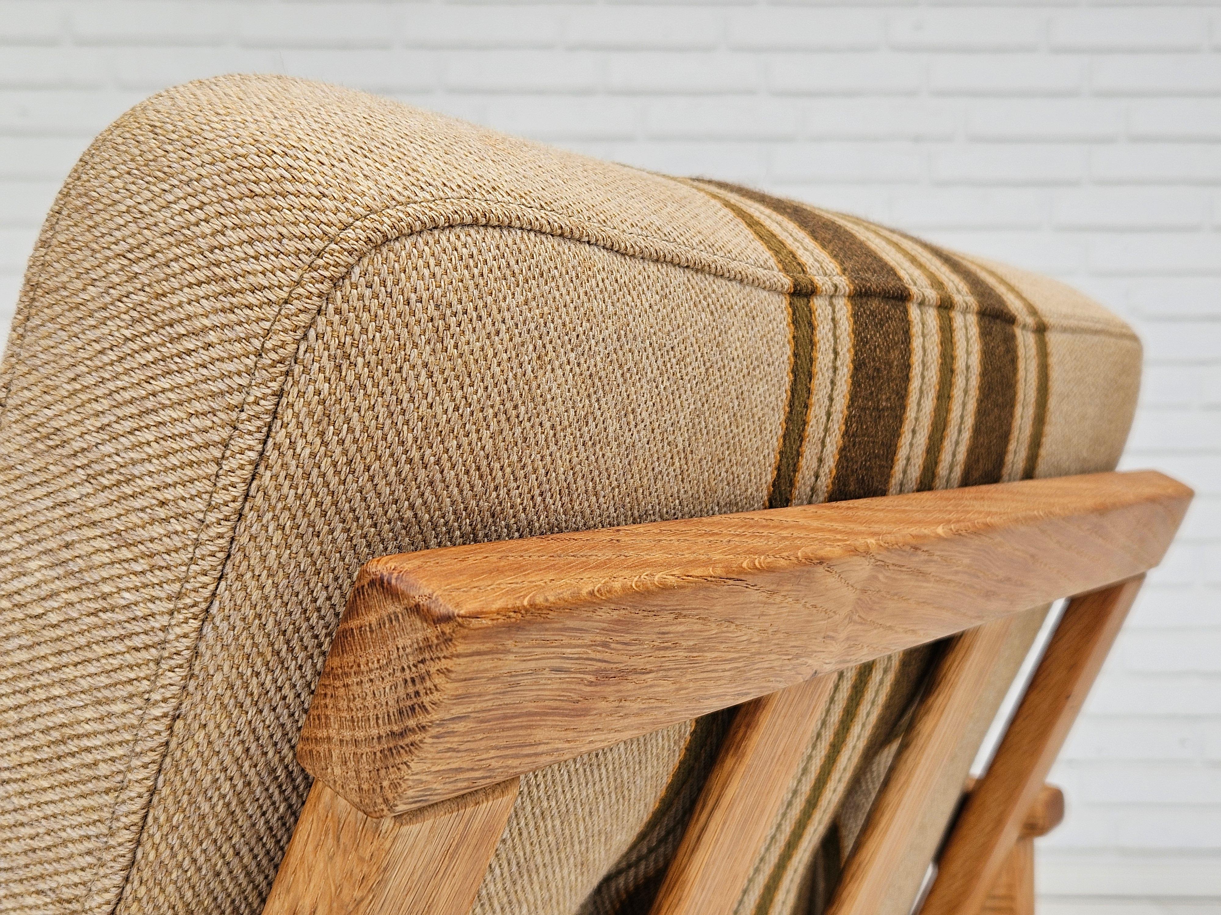 1970, paire de chaises longues danoises, très bon état d'origine, laine, chêne. en vente 10