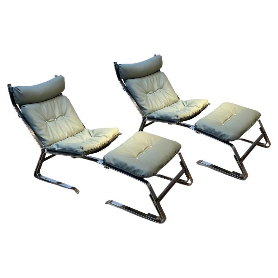 1970er Paar Sessel und Fußhocker, skandinavisch