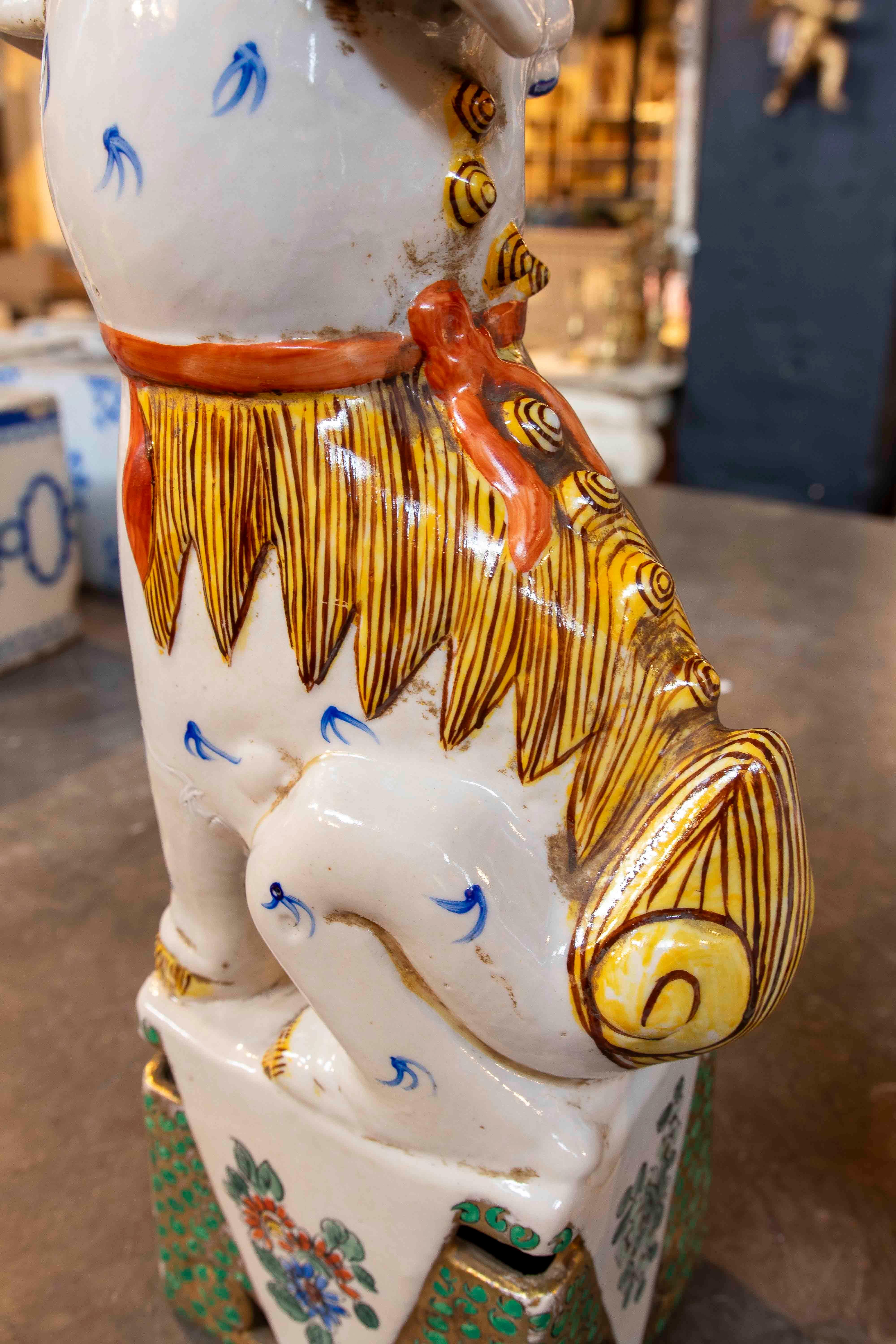 1970s Pair of Enameled Porcelain Foo Dogs 4