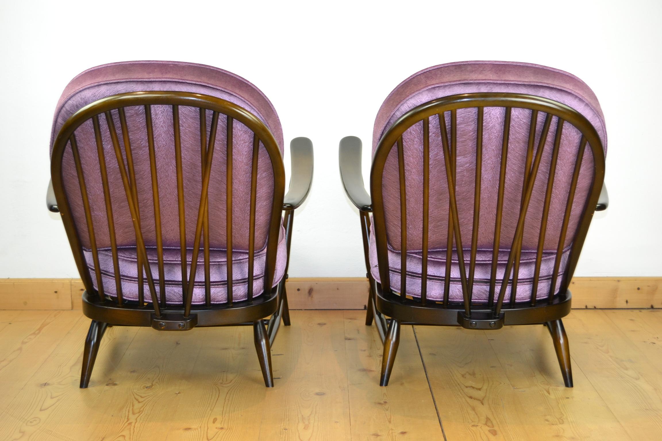 1970s Pair of Ercol Windsor Armchairs, New Cushions Purple Pink Pistoia Velvet For Sale 1