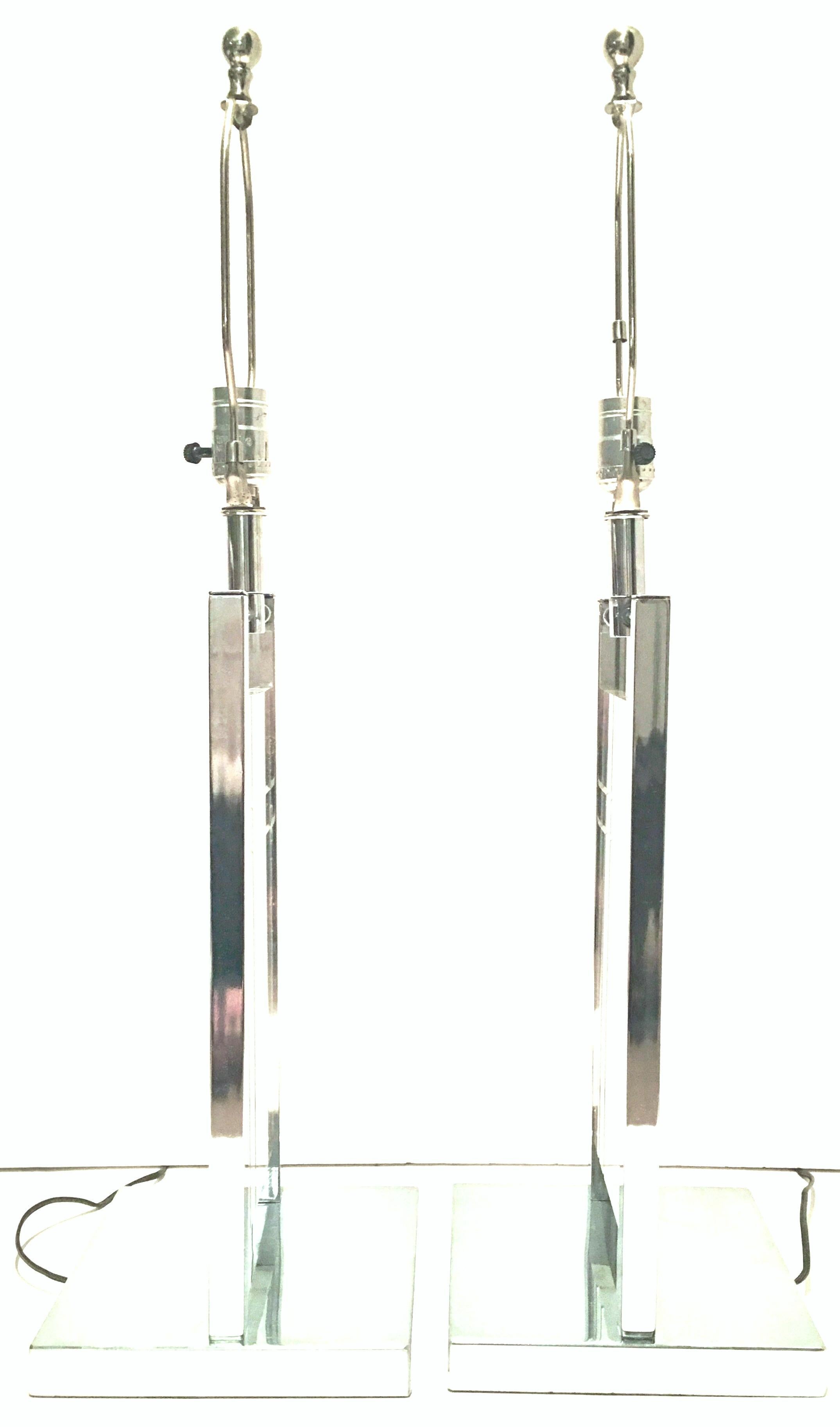 1970'S Pair of Etched Lucite & Chrome Table Lamps By, George Kovacs In Good Condition In West Palm Beach, FL
