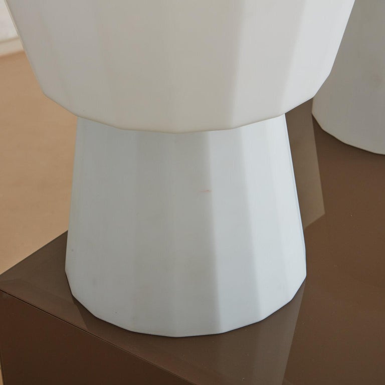 1970s Pair of European Frosted Glass Table Lamps For Sale 2