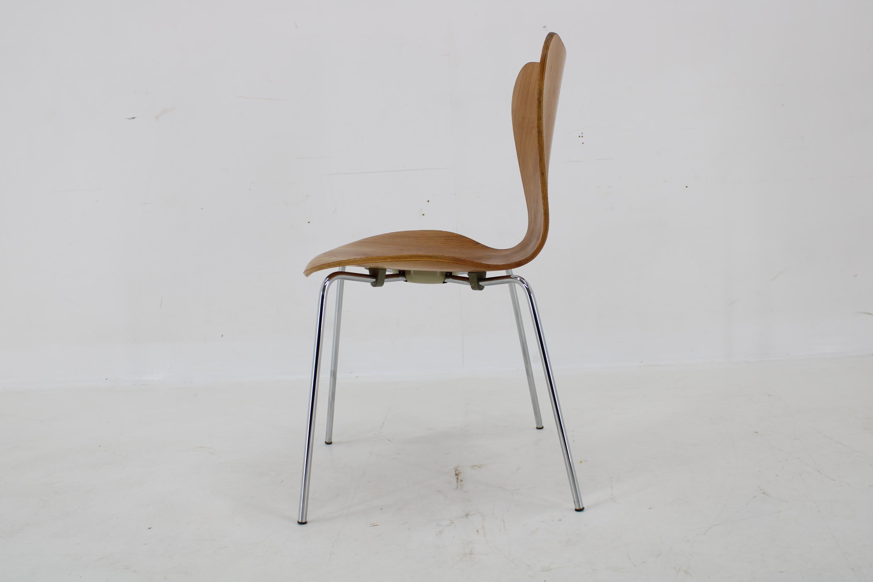 1970s Pair of Fritz Hansen 7 Chairs in Pine Wood, Denmark  For Sale 4