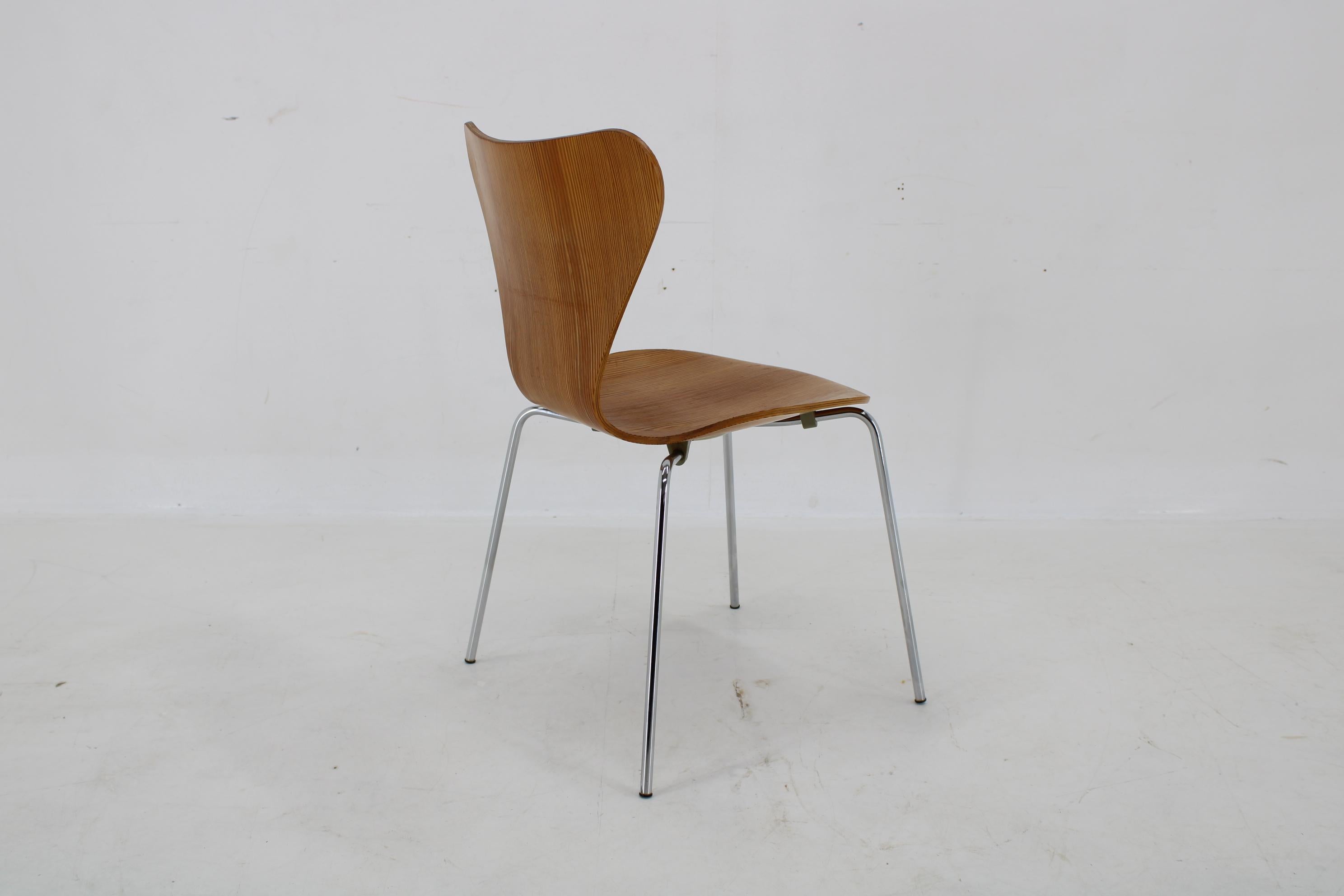 1970s Pair of Fritz Hansen 7 Chairs in Pine Wood, Denmark  For Sale 7