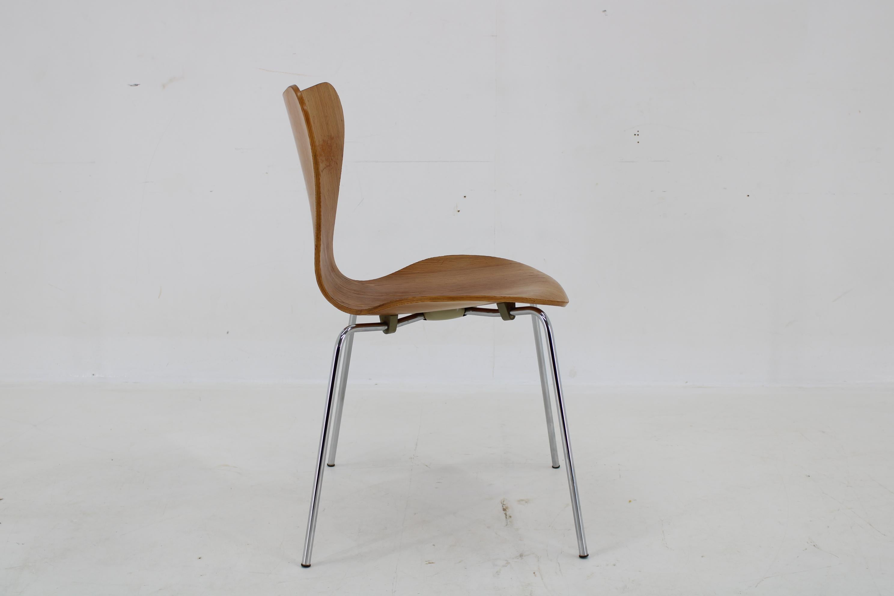1970s Pair of Fritz Hansen 7 Chairs in Pine Wood, Denmark  For Sale 8