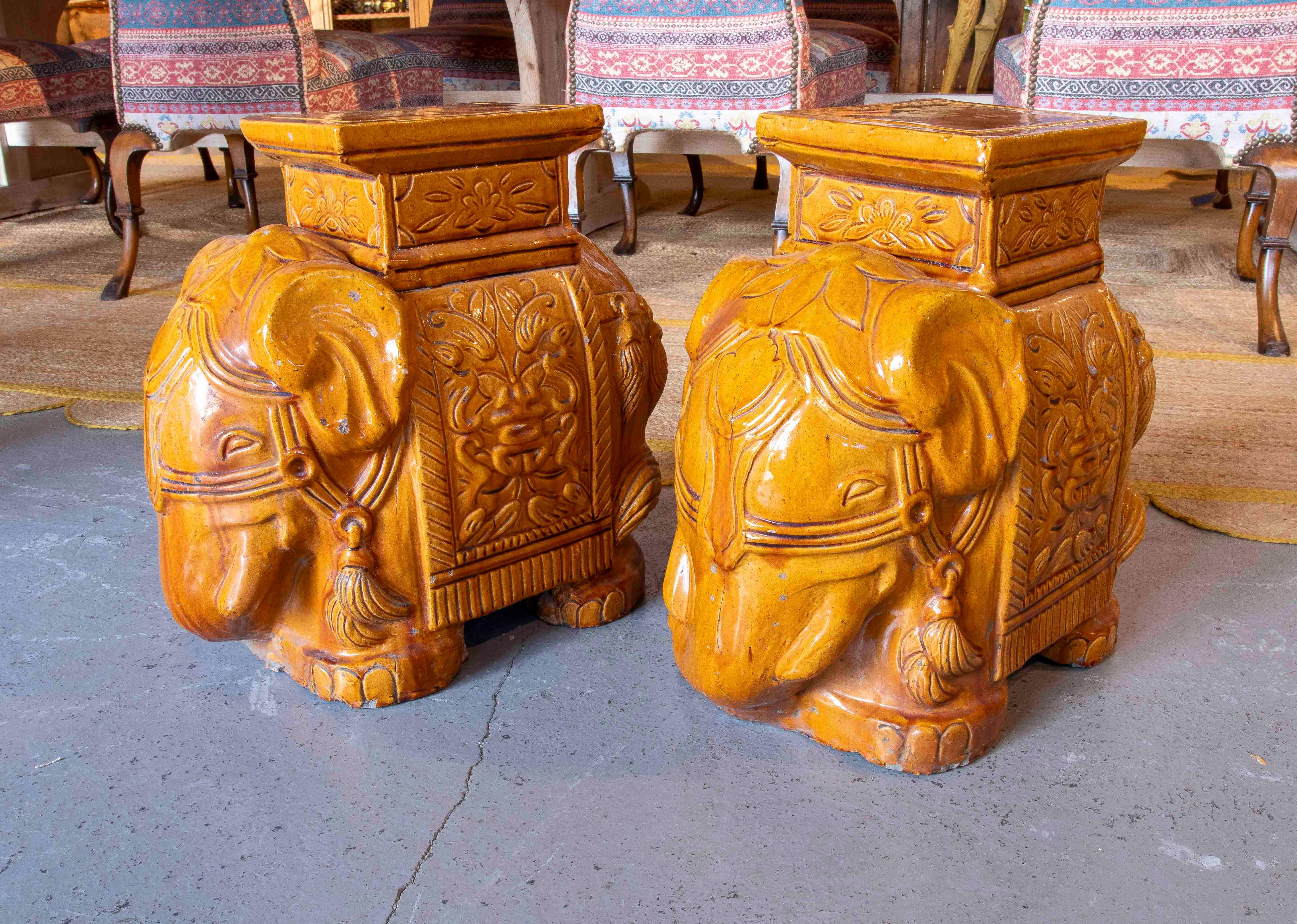 20th Century 1970s Pair of Glazed Ceramic Elephant Table/Stools, Asian Style For Sale