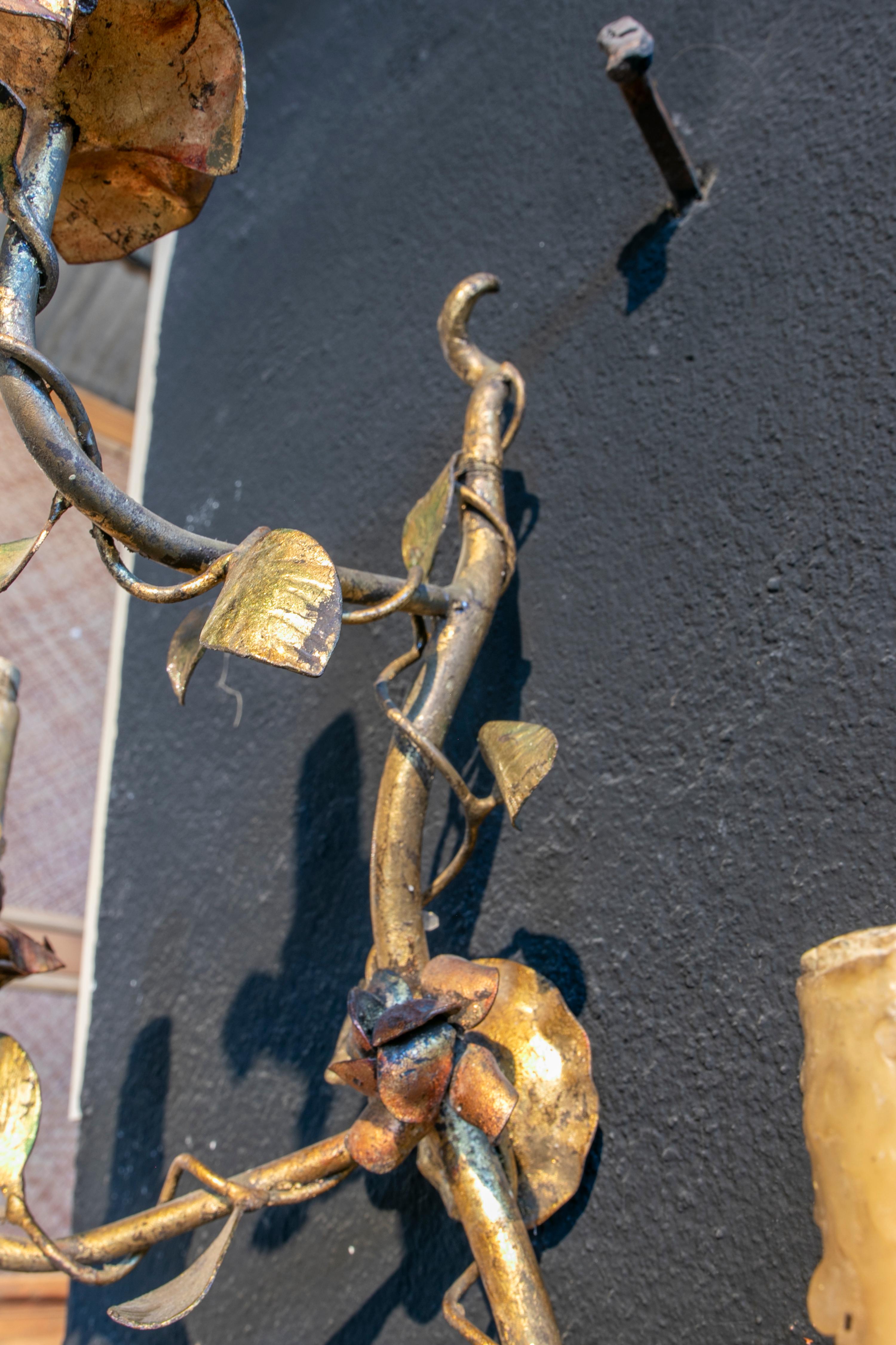 1970s Pair of Golden Metal Wall Lamps with Floral Decoration 10