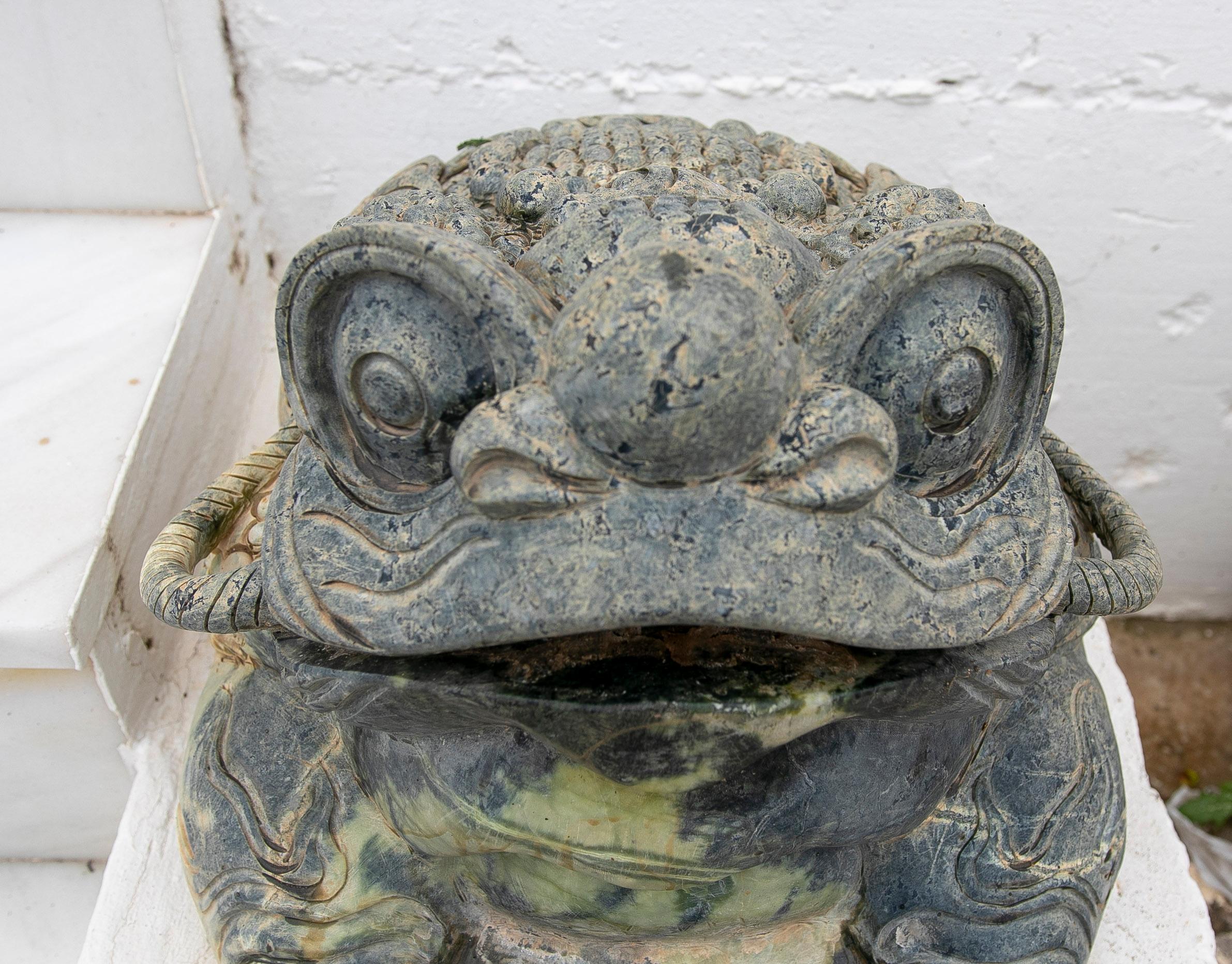 1970s Pair of Hand-Carved Green Marble Frogs  For Sale 16