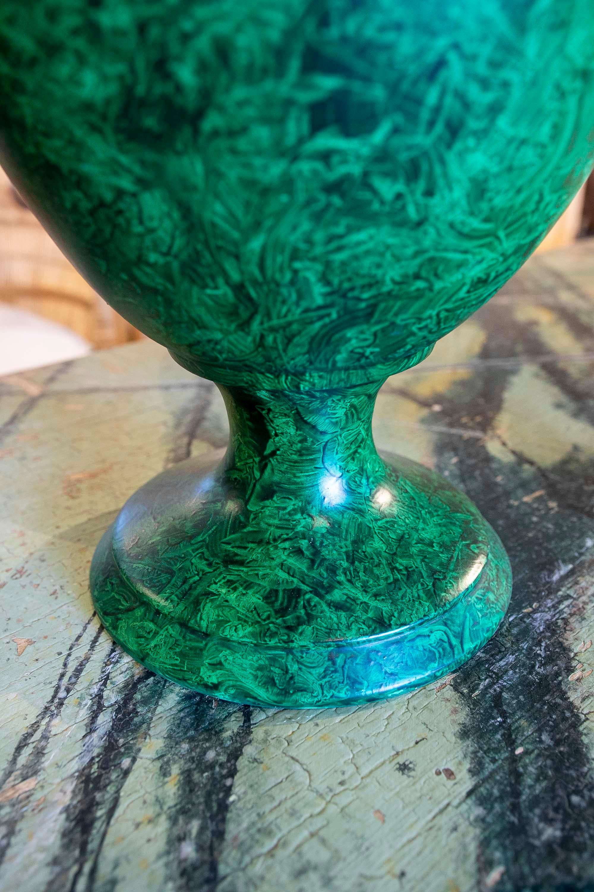 1970s Pair of Hand Painted Ceramic Cups Imitating Malachite For Sale 6