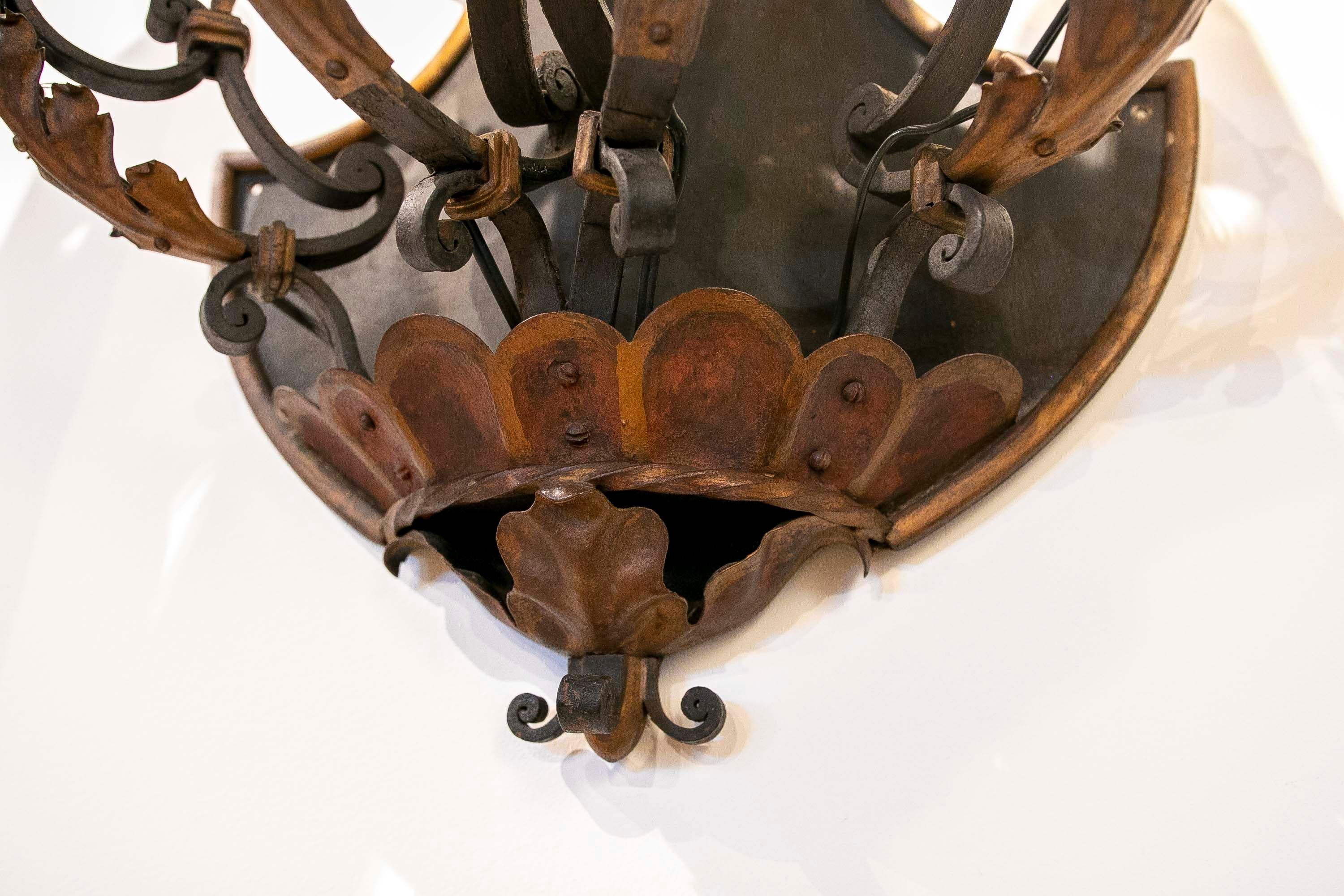 1970s Pair of Iron Sconces with Leaf Decoration  For Sale 2