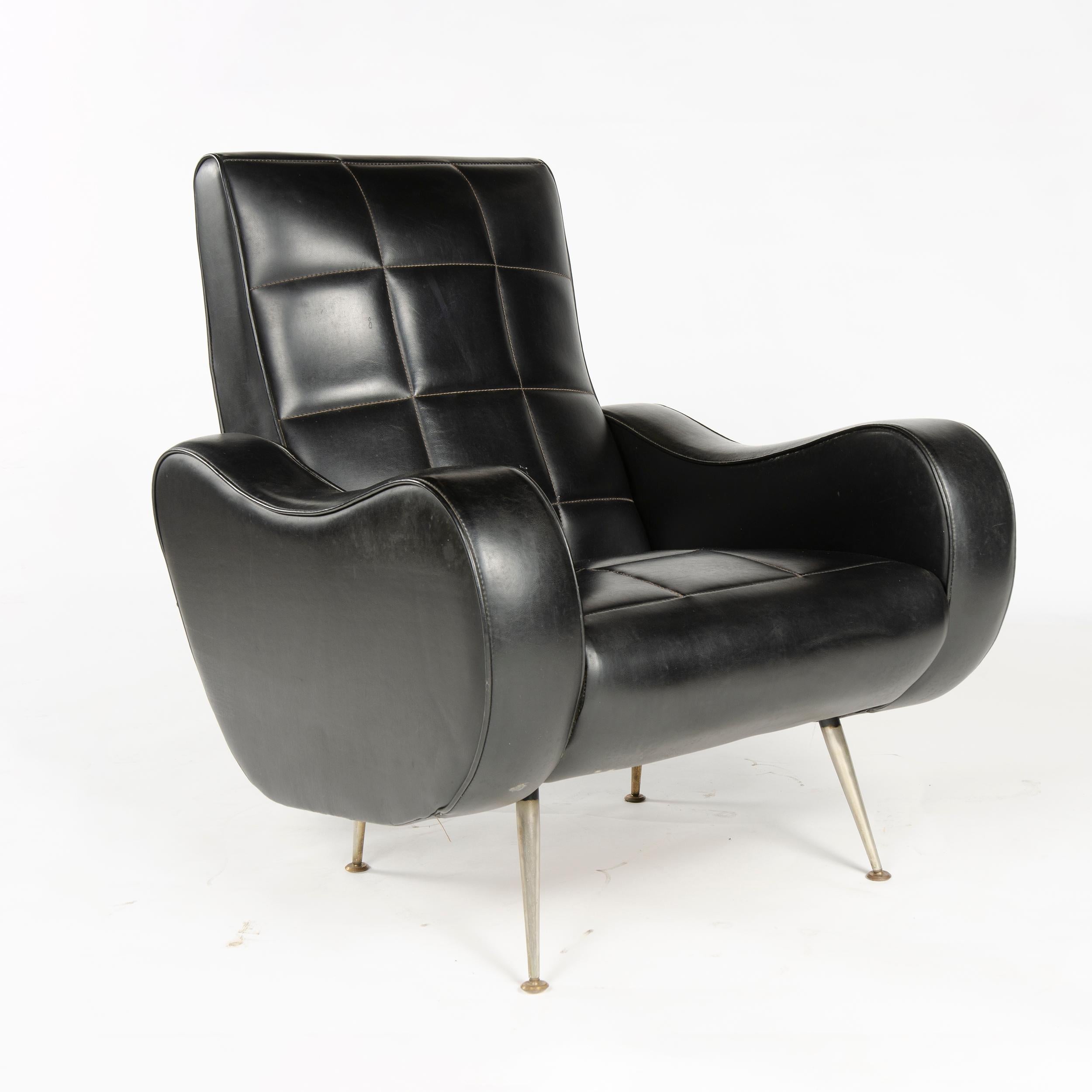 Mid-Century Modern 1970s Pair of Italian Lounge Chairs in the Style of Marco Zanuso