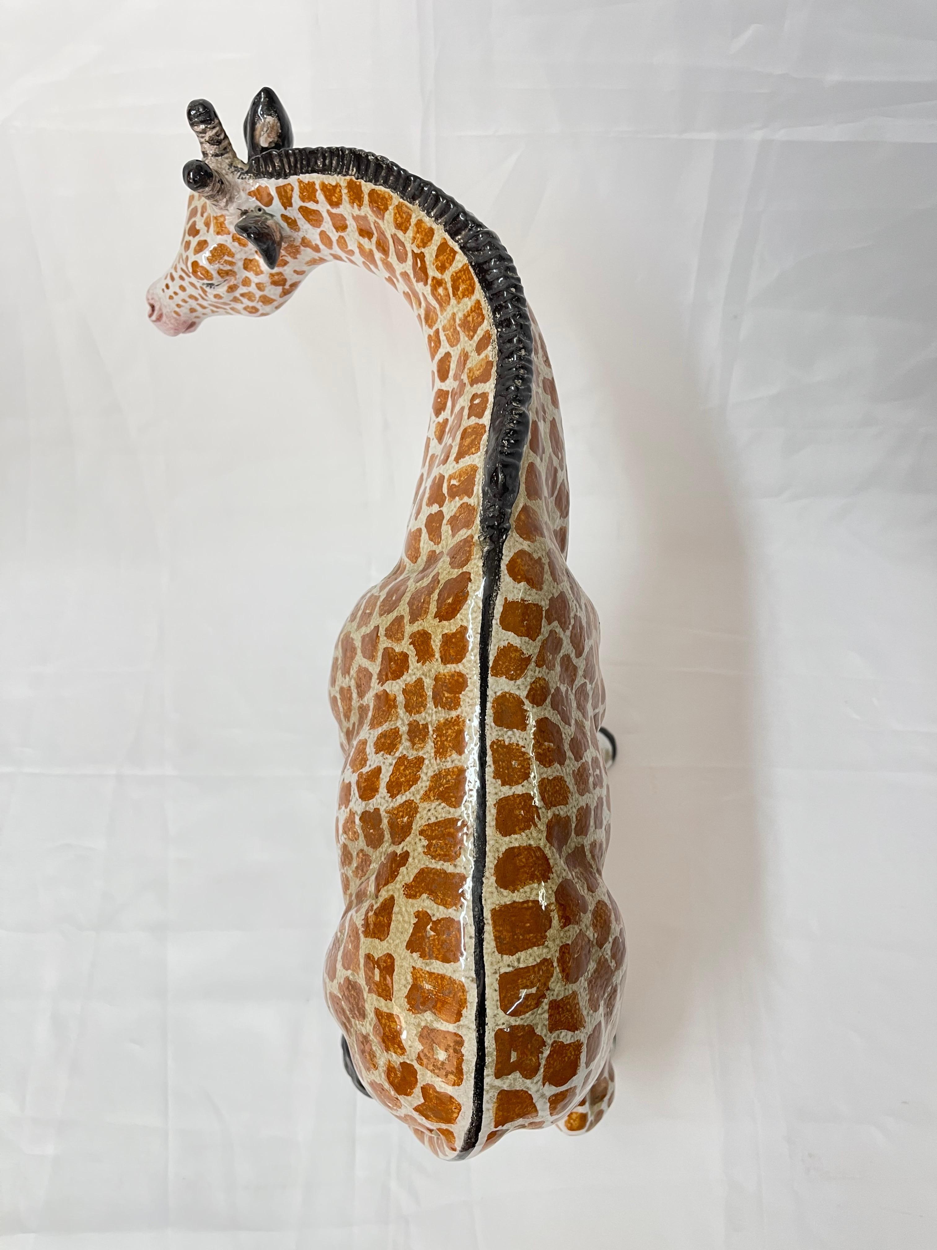 Paire de grands girafes italiens en céramique des années 1970 en vente 3