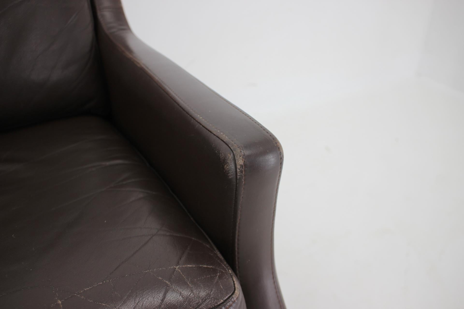 1970s Pair of Leather Armchairs, Denmark For Sale 9