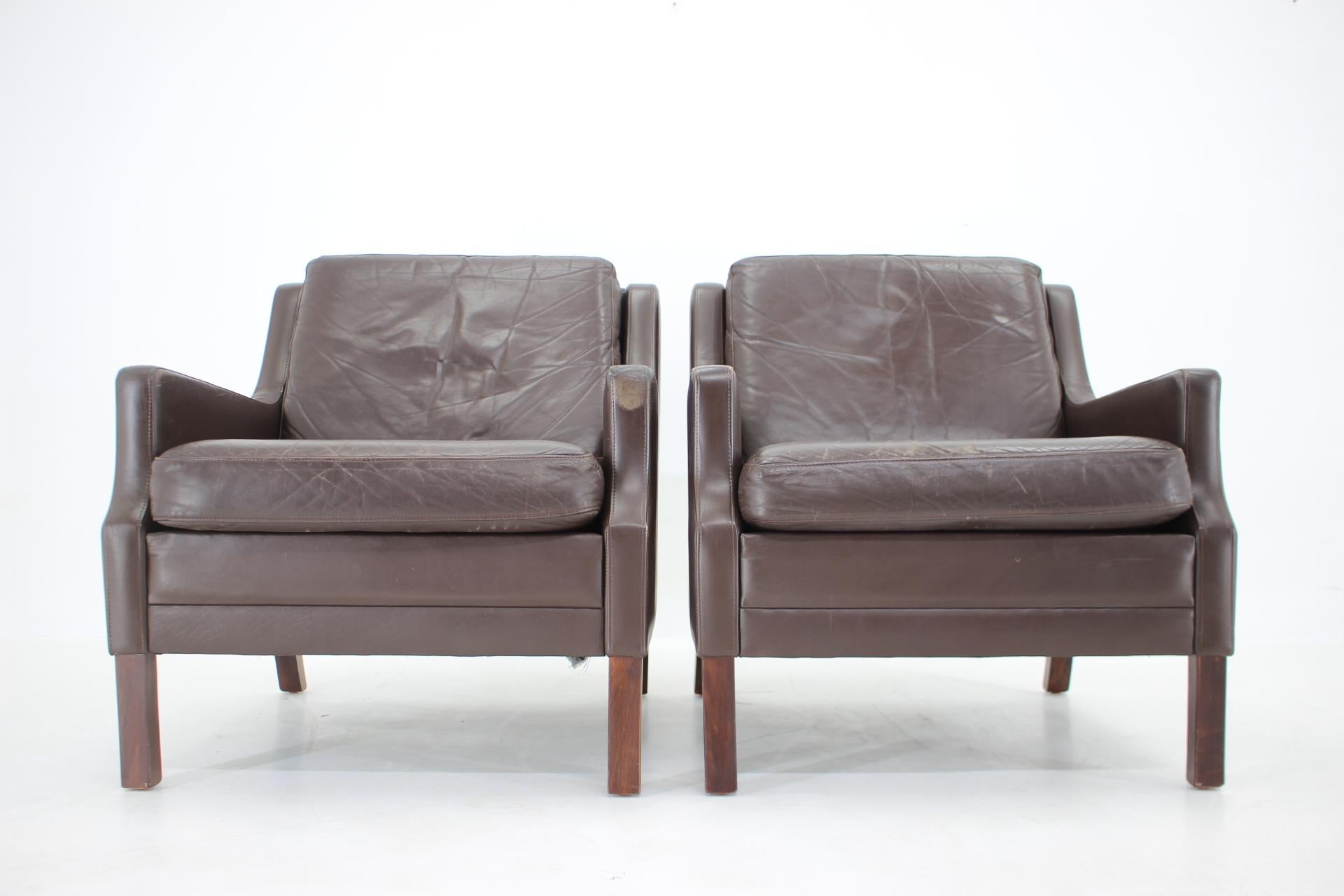 Mid-Century Modern 1970s Pair of Leather Armchairs, Denmark For Sale