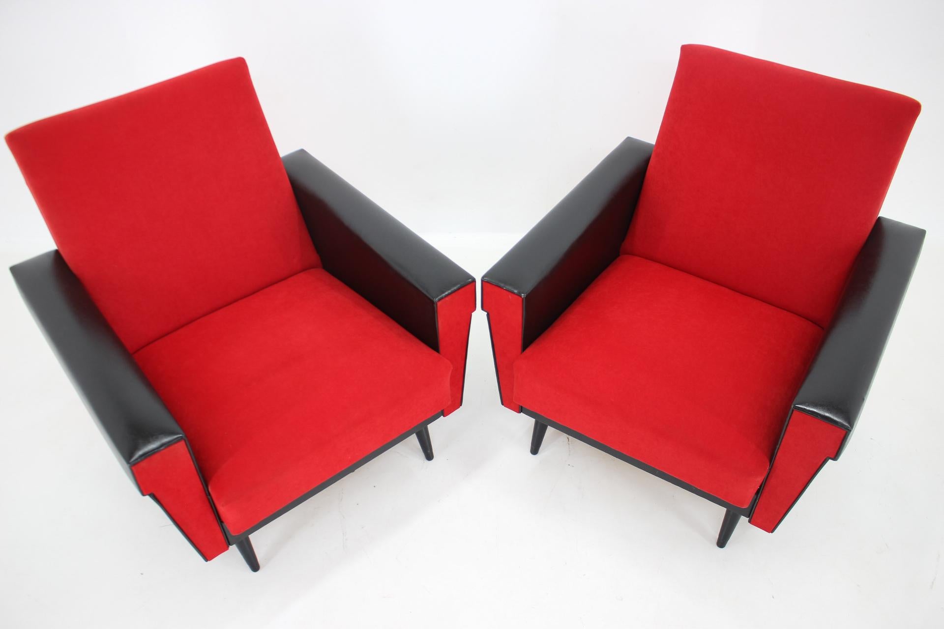Mid-Century Modern 1970's Pair of Leatherette and Red Fabric Armchairs, Czechoslovakia For Sale