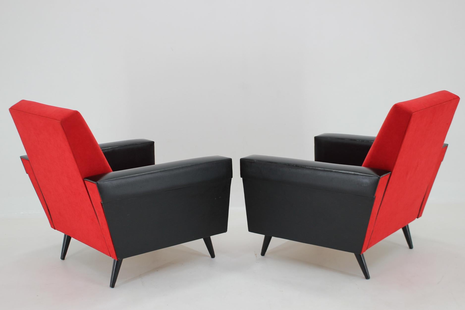 Late 20th Century 1970's Pair of Leatherette and Red Fabric Armchairs, Czechoslovakia For Sale