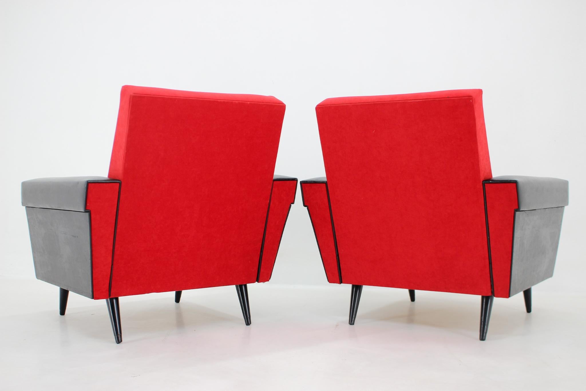 1970's Pair of Leatherette and Red Fabric Armchairs, Czechoslovakia For Sale 3