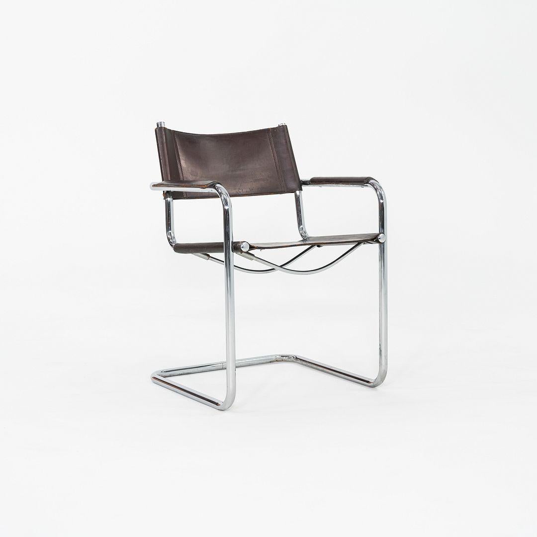 1970 Paire de chaises à bras de salle à manger Mart Stam en cuir et chrome de Matteo Grassi en vente 2