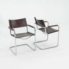 1970 Paire de chaises à bras de salle à manger Mart Stam en cuir et chrome de Matteo Grassi