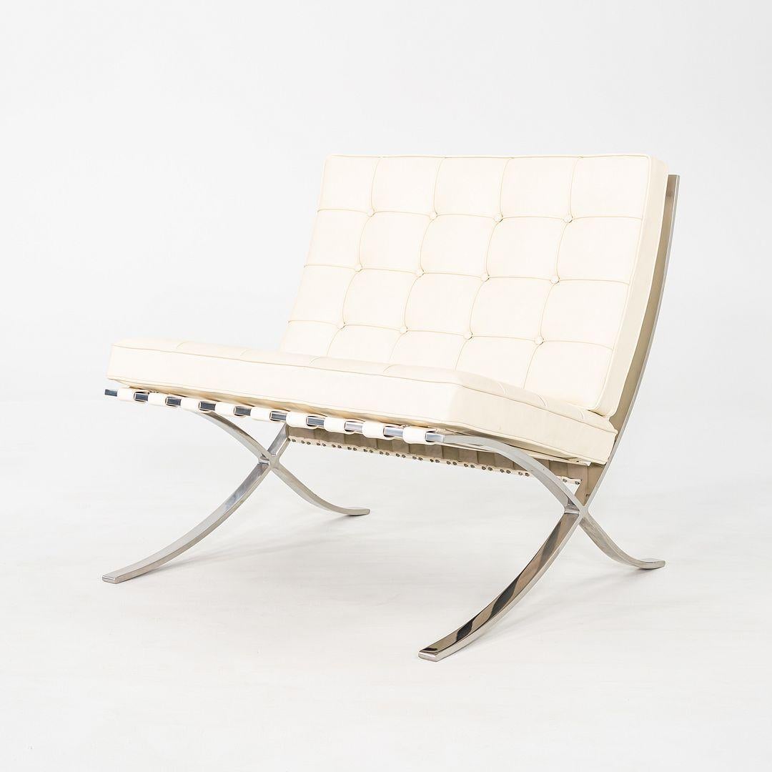 Paar Mies van der Rohe für Knoll Barcelona-Loungesessel mit Rahmen, 1970er Jahre im Zustand „Gut“ im Angebot in Philadelphia, PA