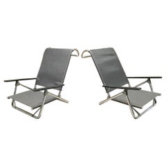 Mid-Century Modern Pair of Modern Folding Beach Lawn Chairs in Gray by Telescope