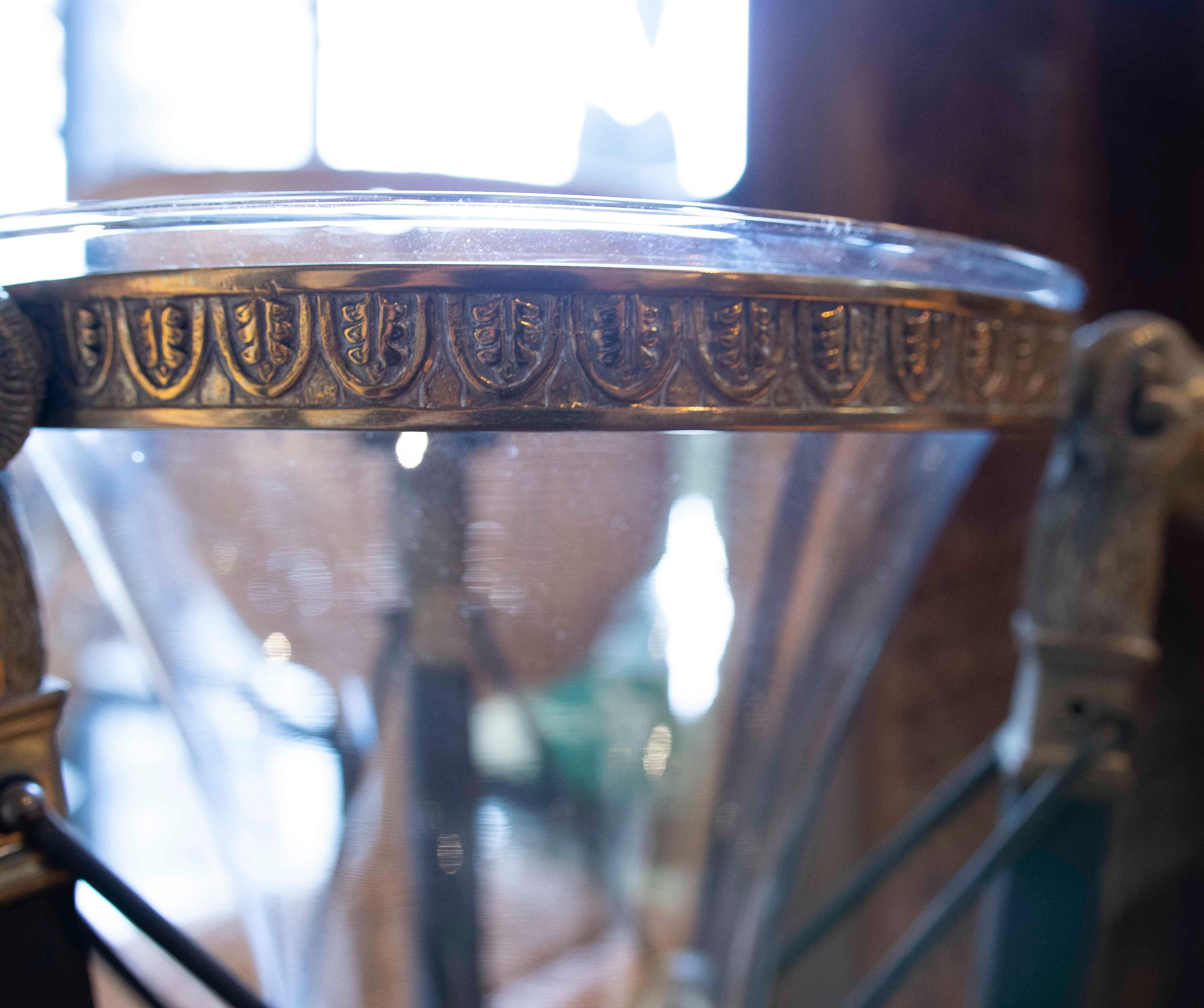 1970s Pair of Neoclassical Columns/Pedestals with Wood and Metal Details For Sale 12