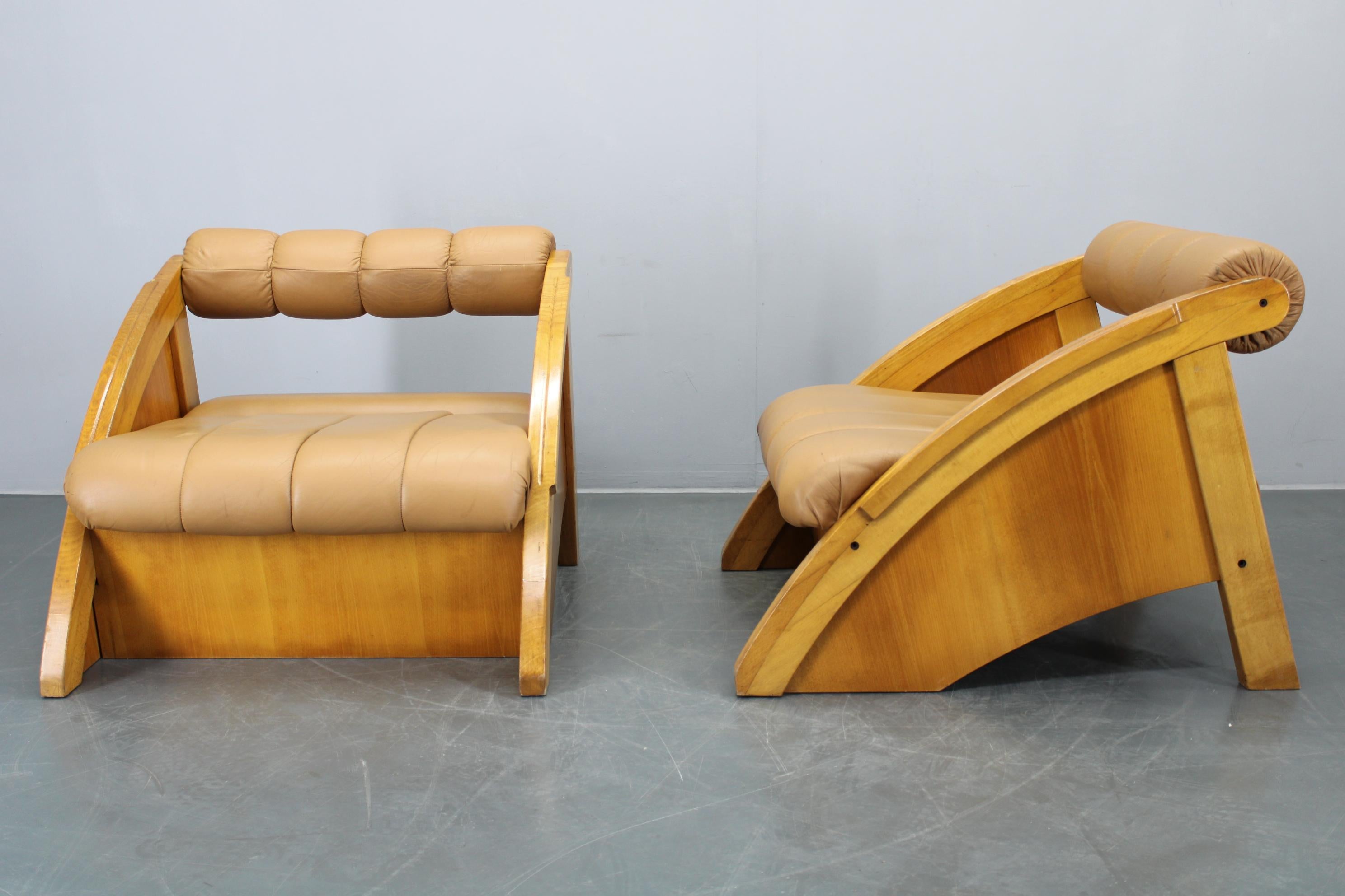1970s Pair of Rare Oak Armchairs Upholstered in  Leatherette, Czechoslovakia cuero de imitación en venta