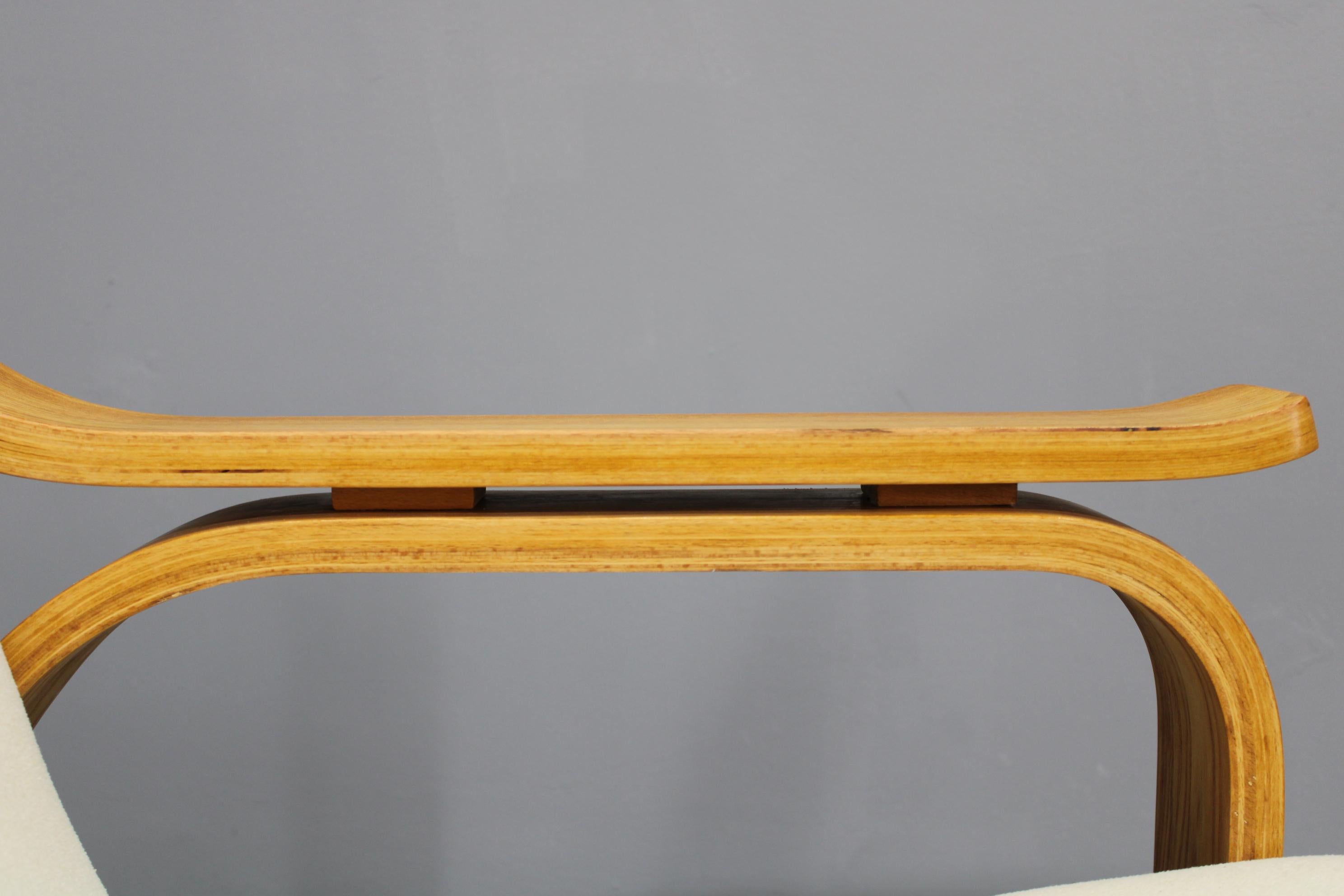 Paire de fauteuils rares restaurés dans le style de Marco Zanuso, Tchécoslovaque, années 1970 en vente 4
