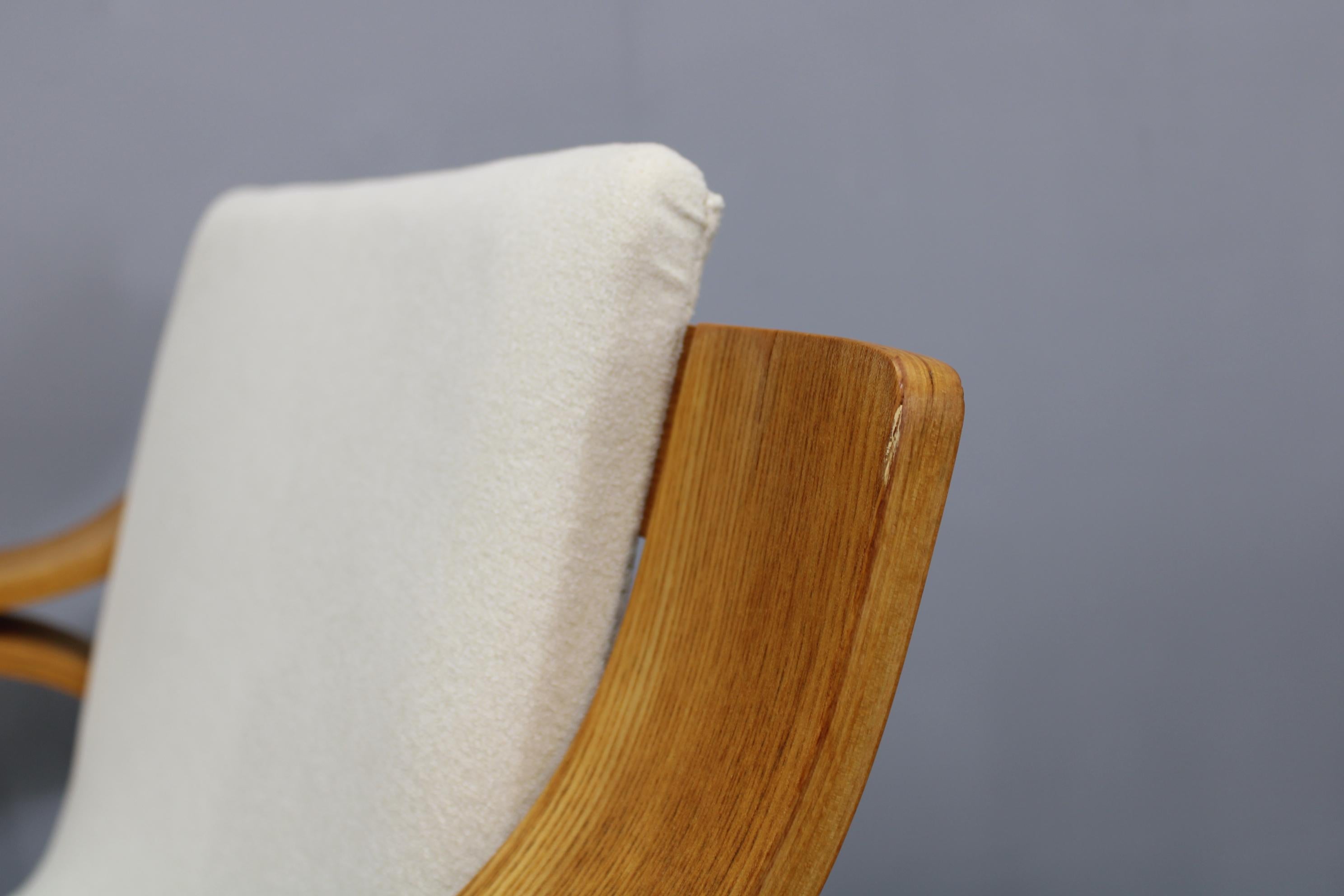 Tissu Paire de fauteuils rares restaurés dans le style de Marco Zanuso, Tchécoslovaque, années 1970 en vente