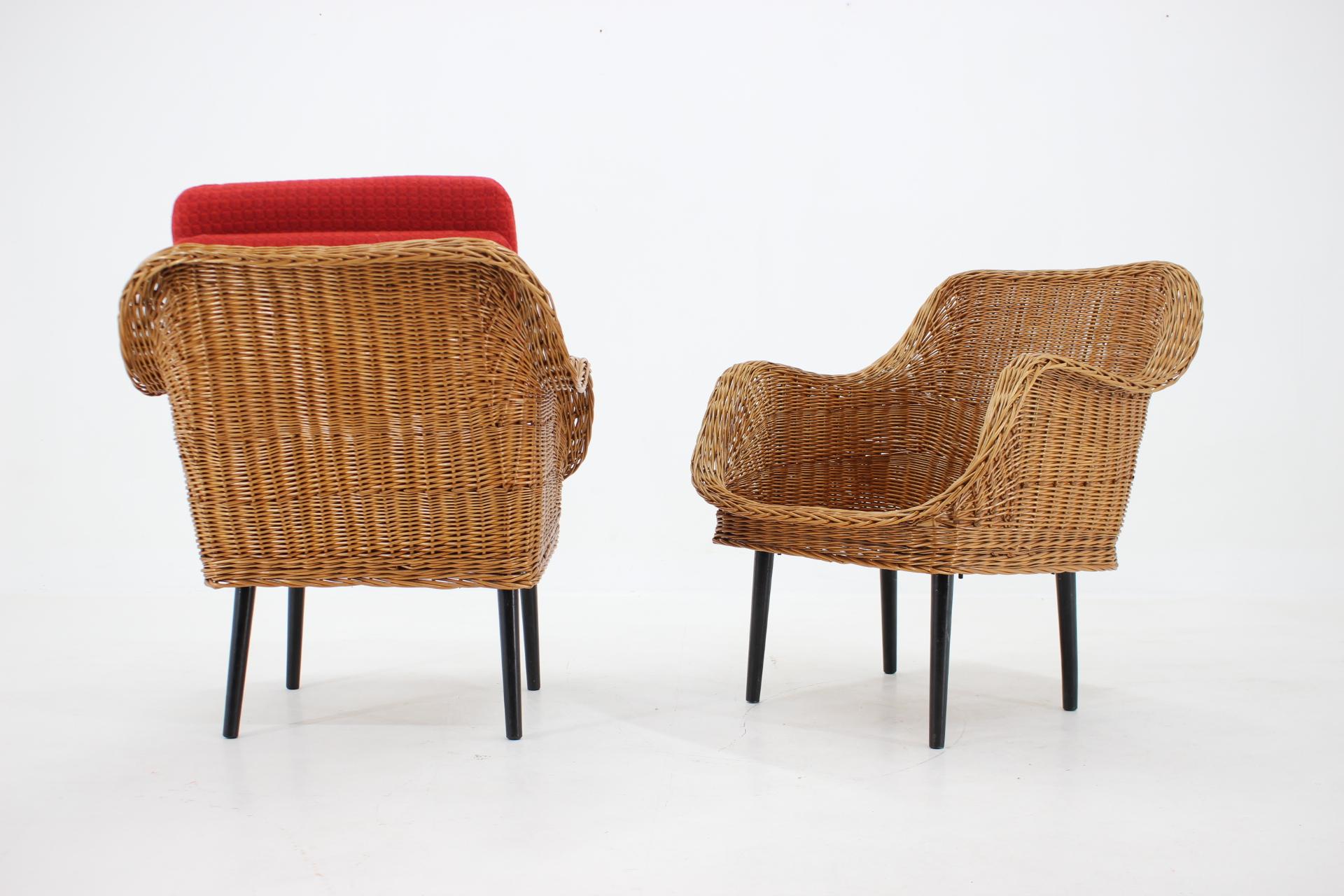 1970s Pair of Rattan Armchairs with Pillows, France In Good Condition In Praha, CZ