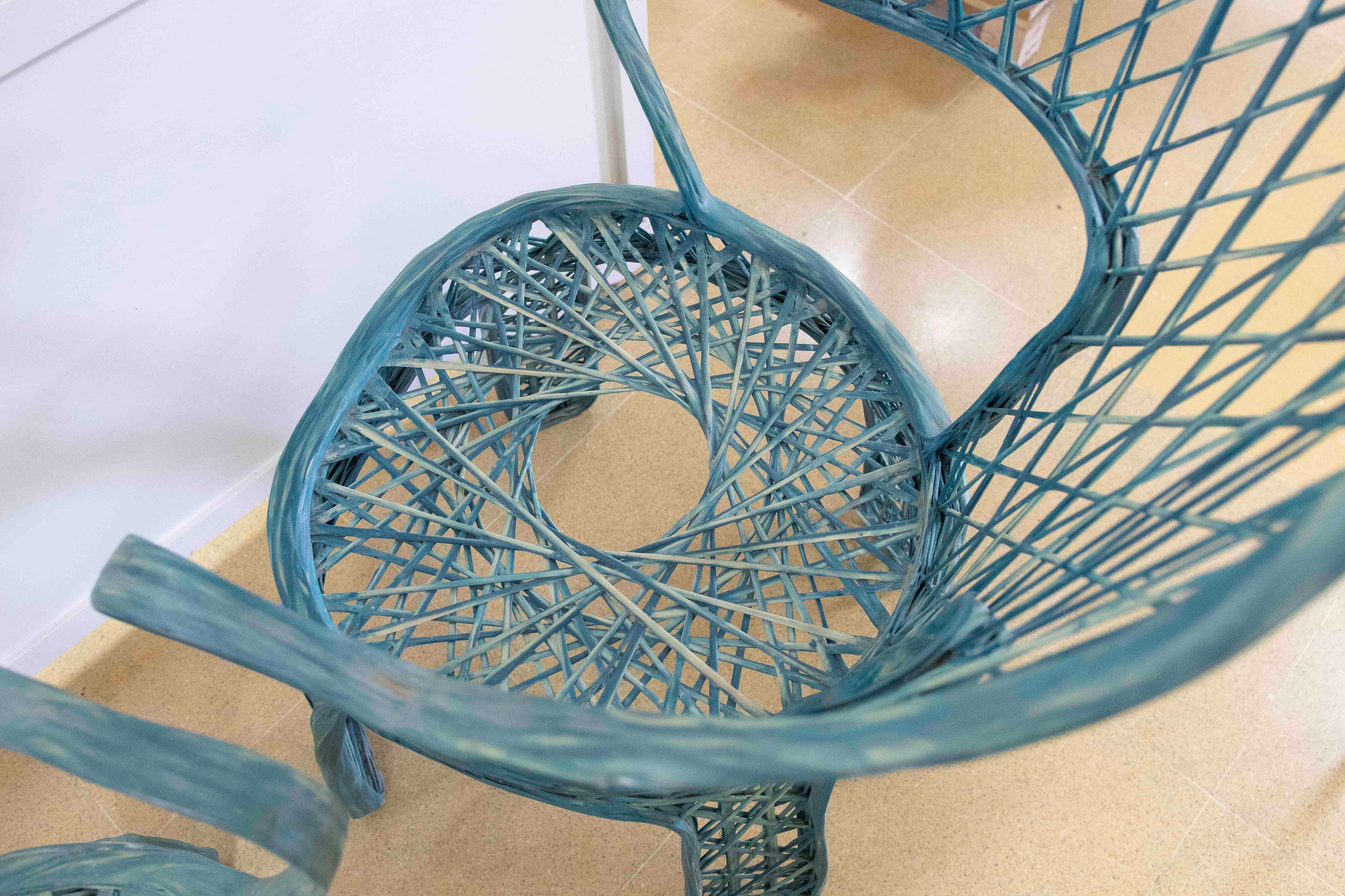 1970s Pair of Resin Chairs in Blue Colour For Sale 8