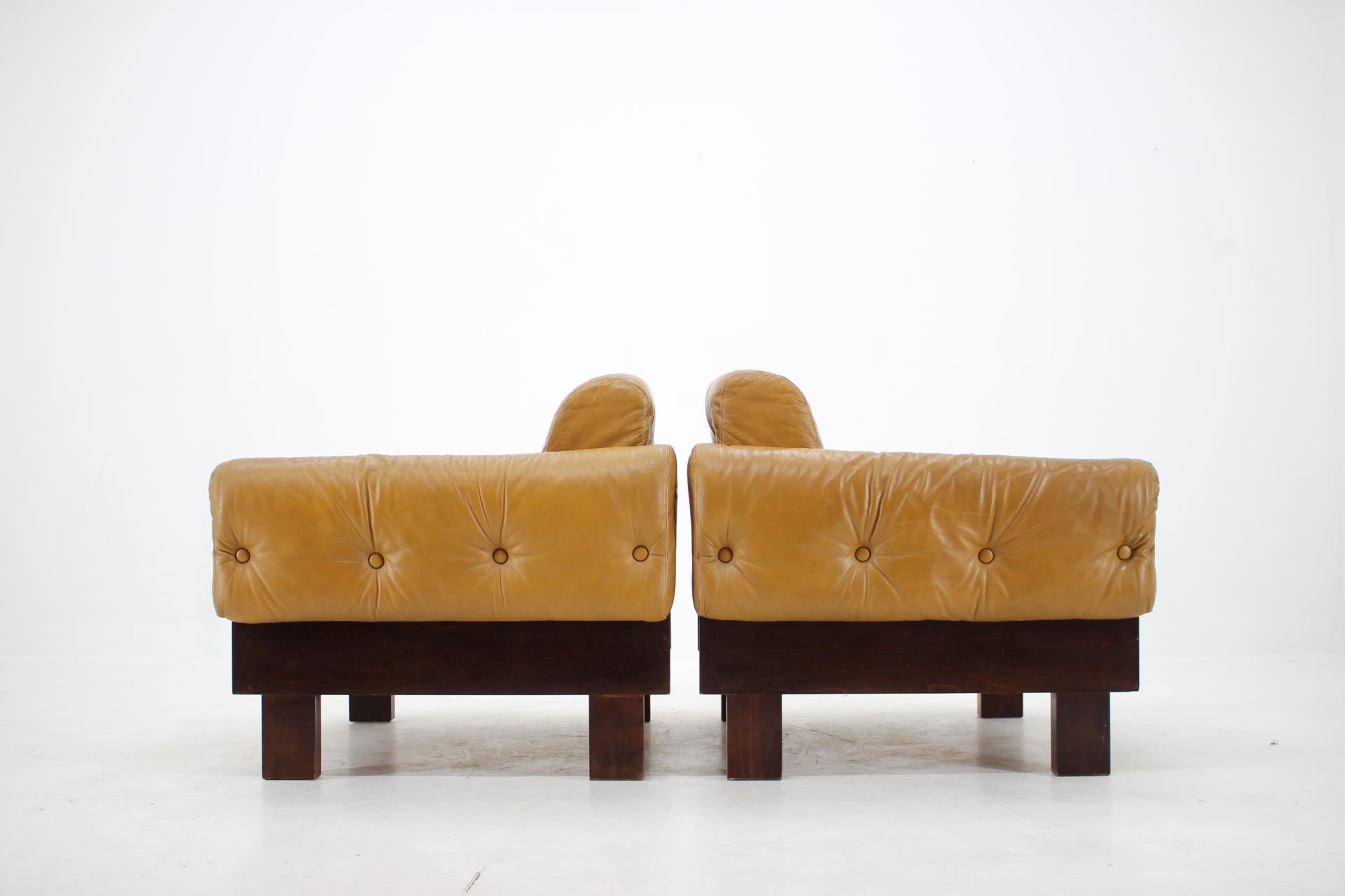 1970s Pair of Scandinavian Cognac Leather Armchairs 2
