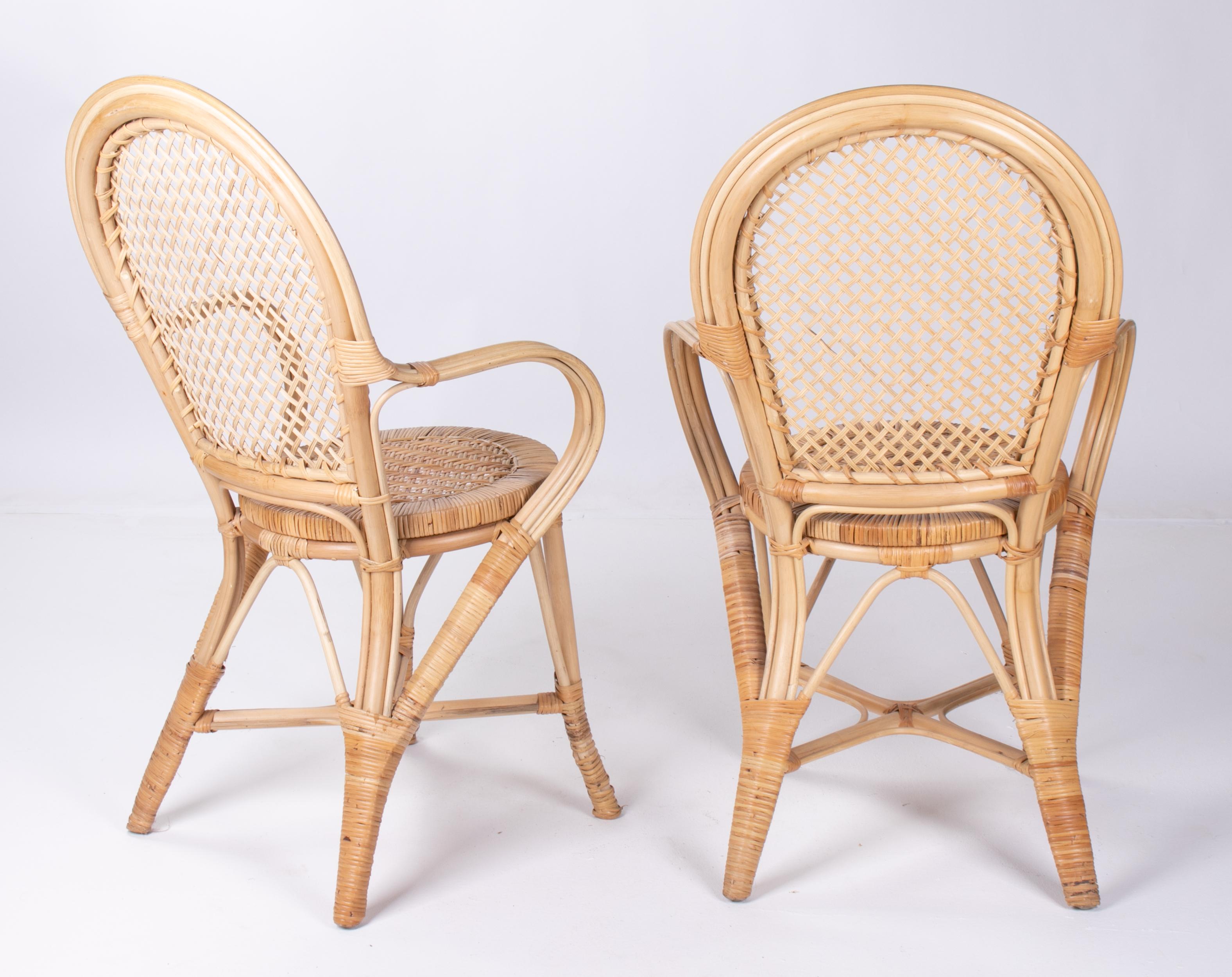 1970s Pair of Spanish Bamboo and Wicker Armchairs For Sale 1