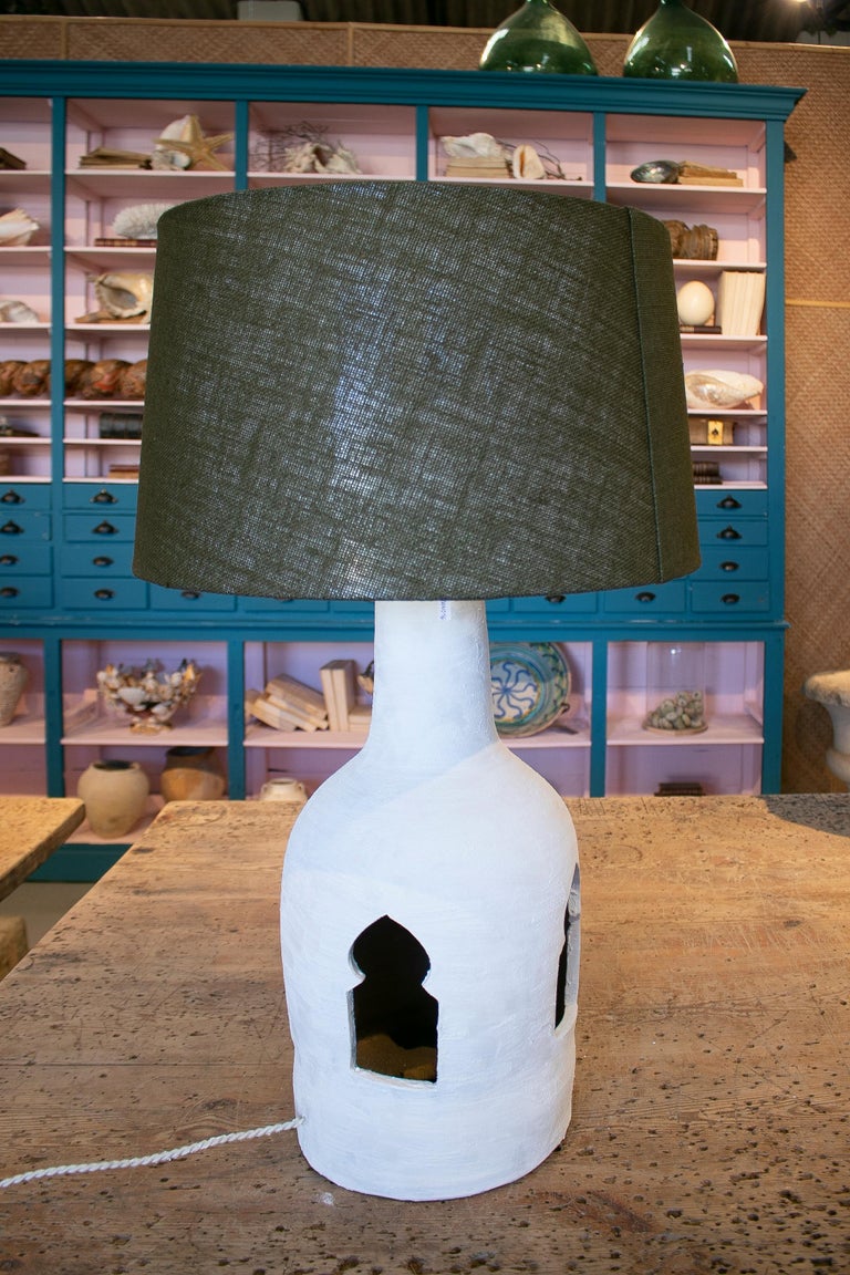 1970s Pair of Spanish Ceramic Table Lamps Painted in Chalk White For Sale 2