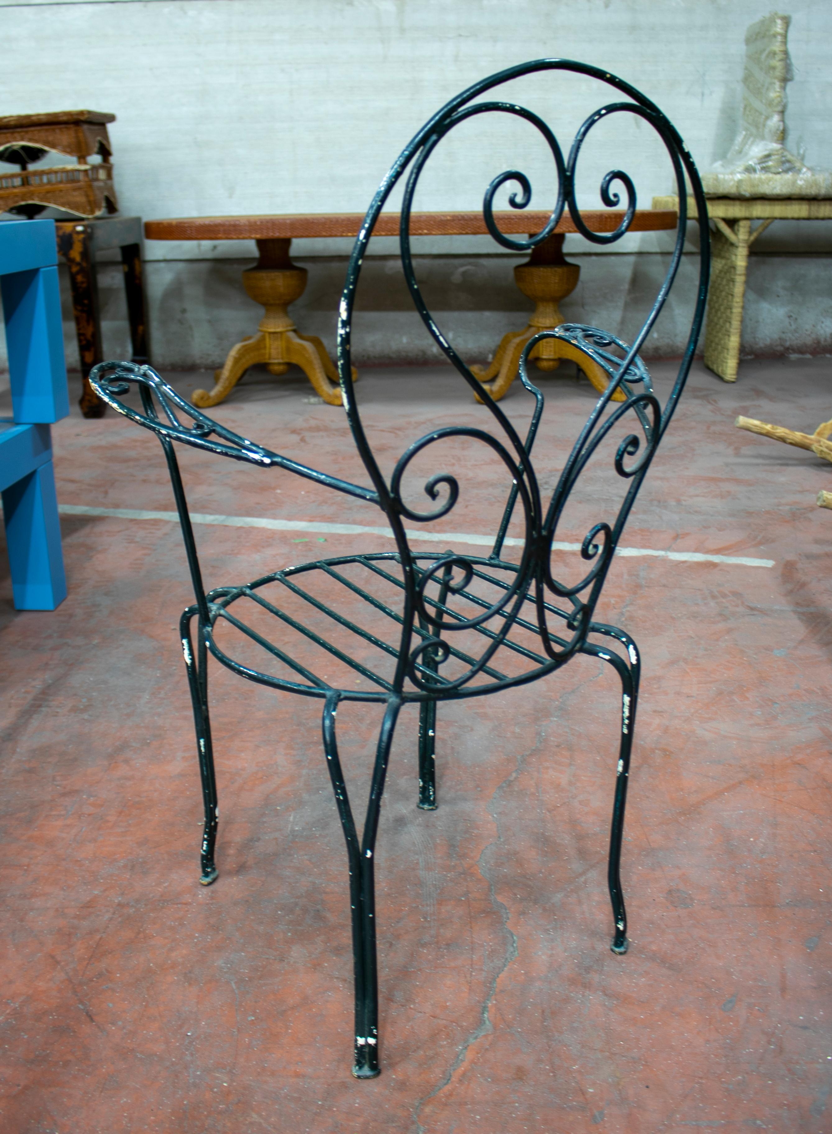 1970s Pair of Spanish Iron Garden Armchairs For Sale 1
