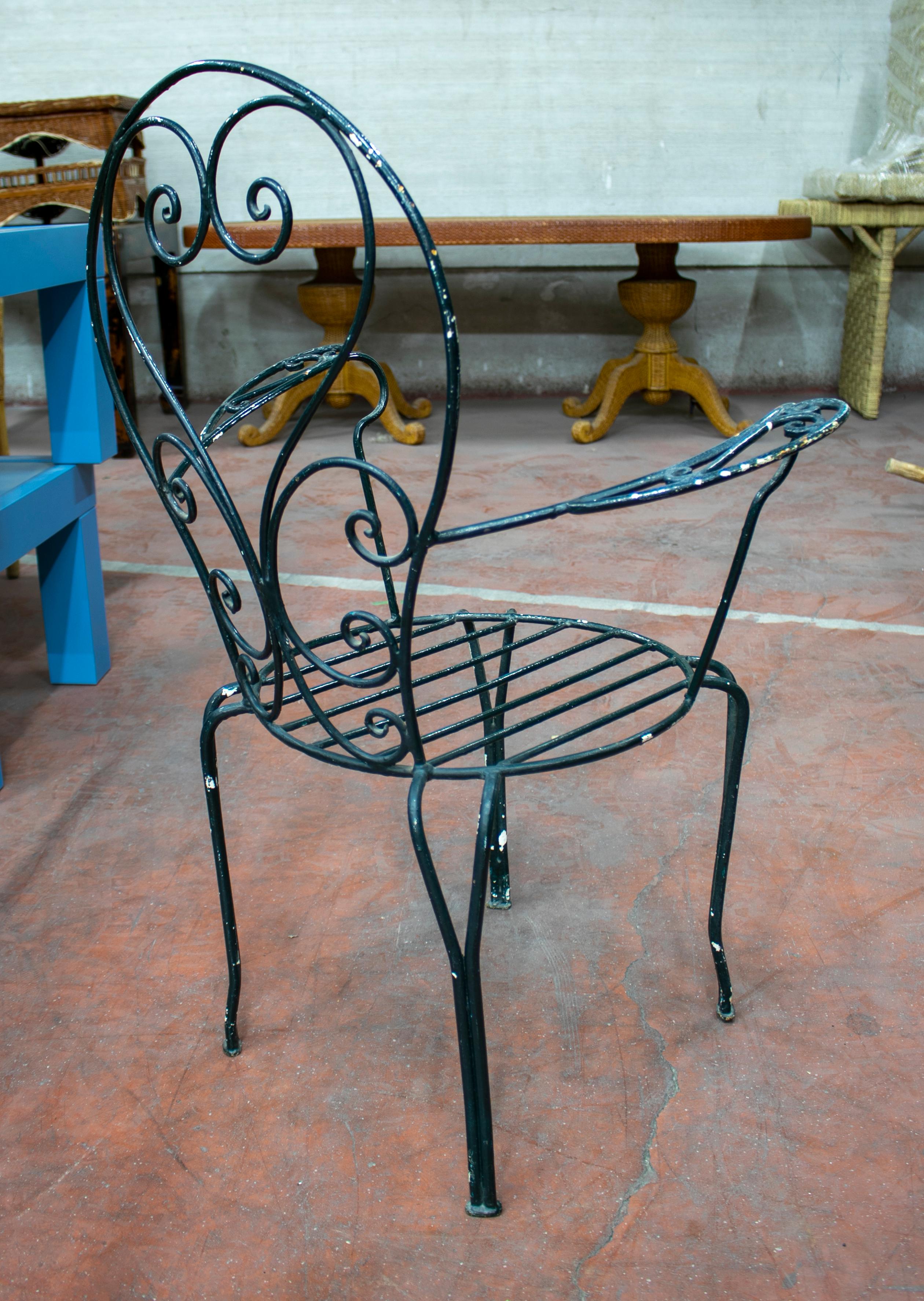 1970s Pair of Spanish Iron Garden Armchairs For Sale 2