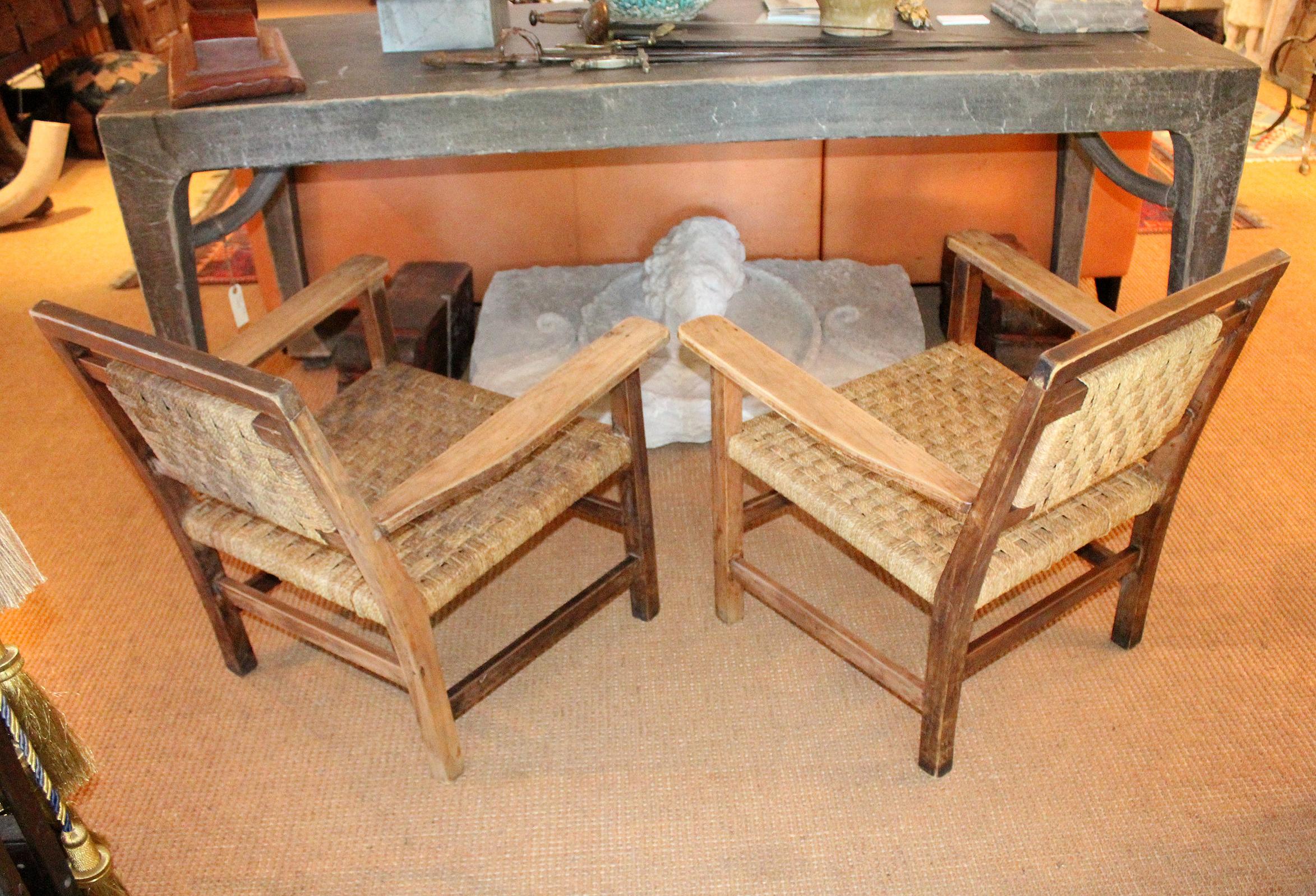 1970s Pair of Spanish Laced Wicker Wooden Armchairs im Zustand „Gut“ in Marbella, ES